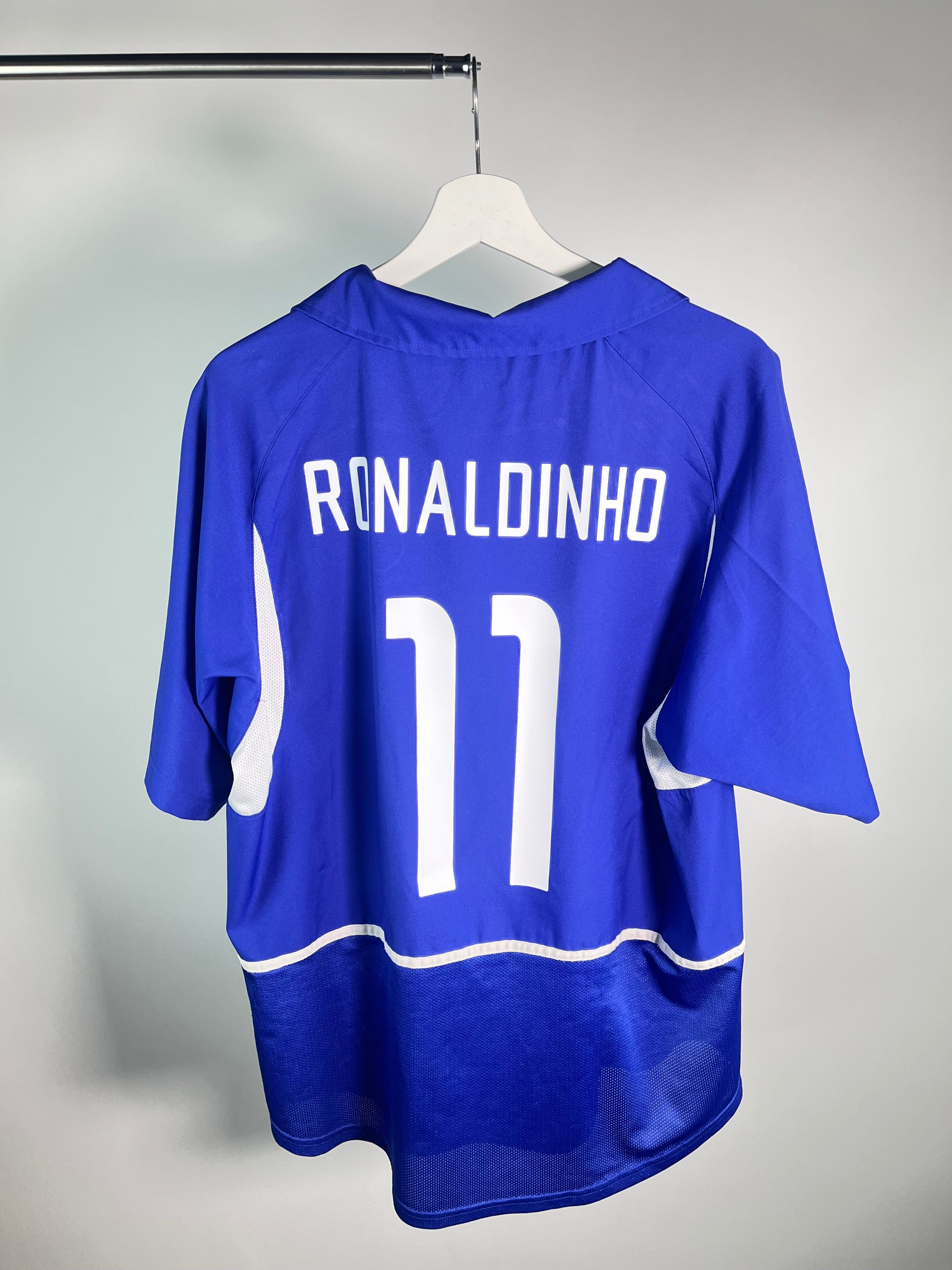 Jersey Brasil Visita 2002 2004 *Mundial Corea Japón* Ronaldinho (L)