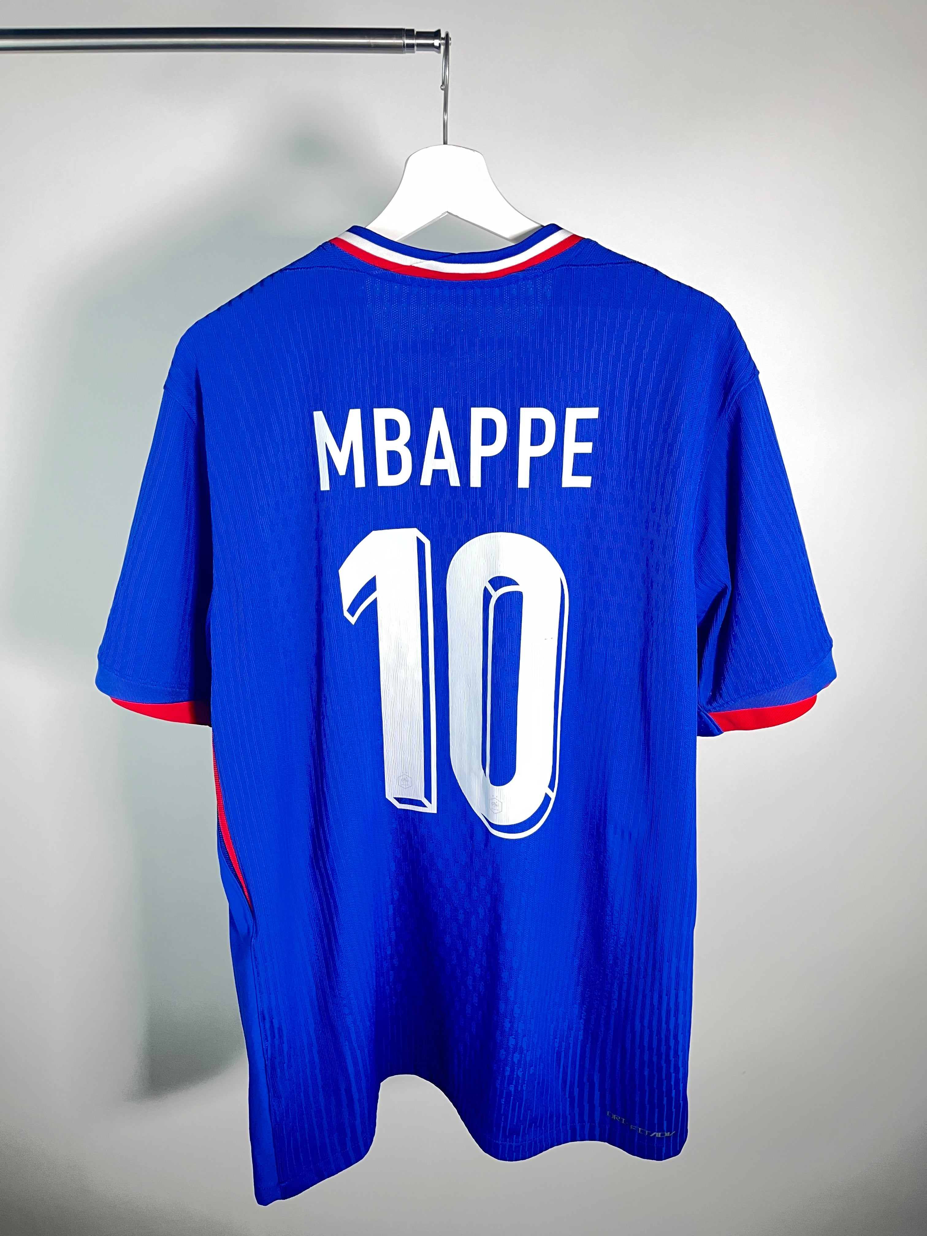 Jersey Francia Local 2024 2026 Versión Jugador Kylian Mbappé (XL)