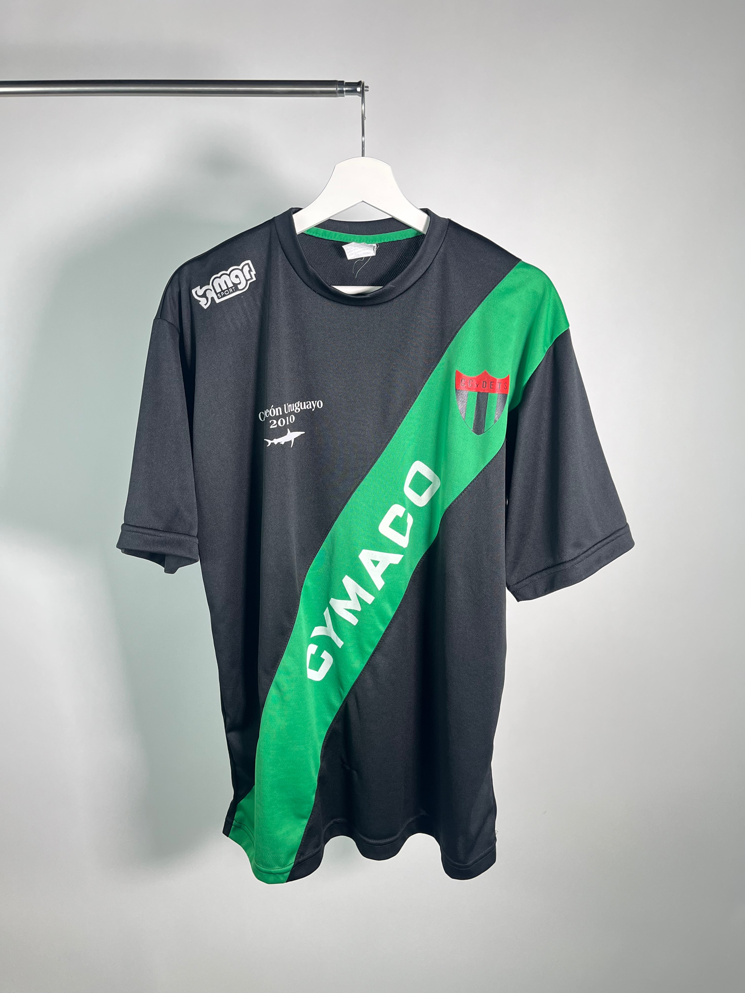 Jersey Centro Cultural y Deportivo El Tanque Sisley Local 2010 2011 (L)