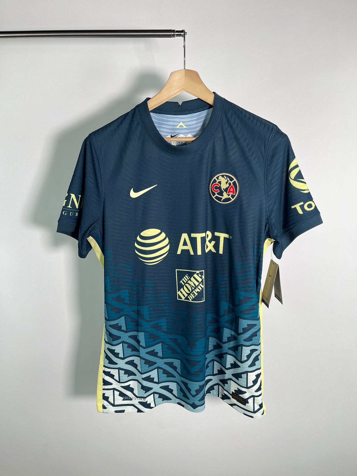 Jersey Club América Visita 2021 2022 Versión Jugador Álvaro Fidalgo (L)