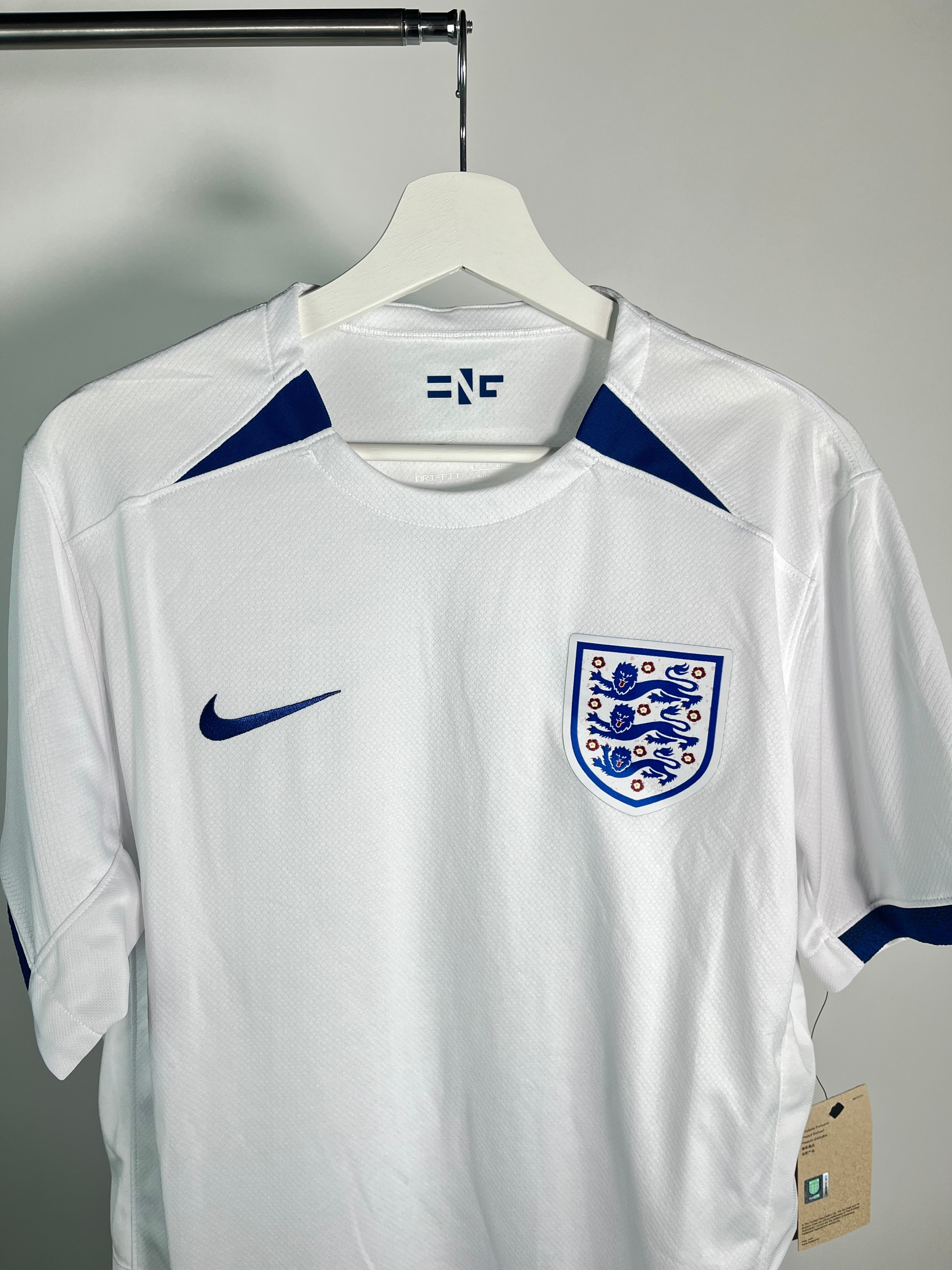Jersey Inglaterra Femenil Local 2023 2024 *C/Etiquetas* (L)