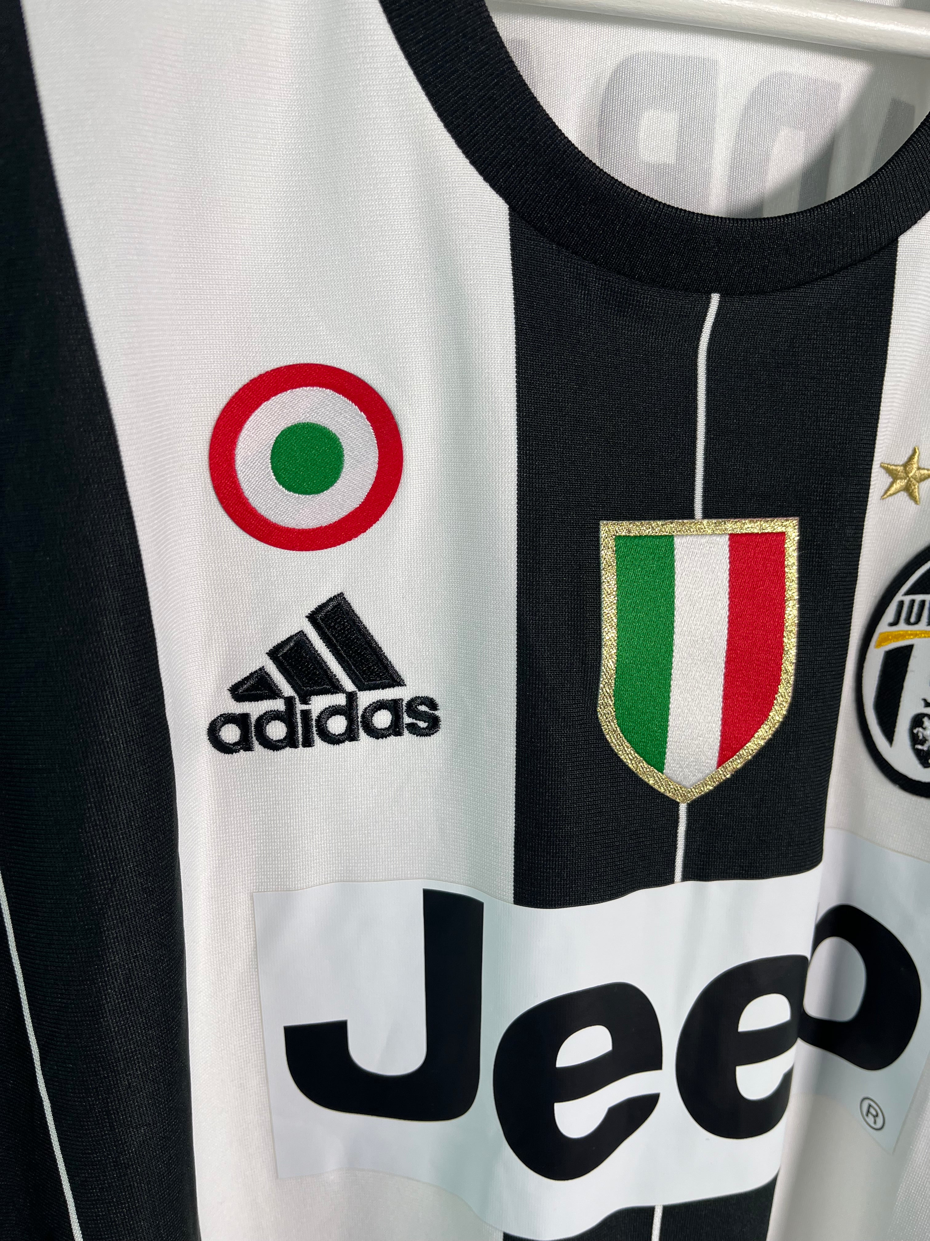 Jersey Juventus Local 2016 2017 Juan Cuadrado (XL)