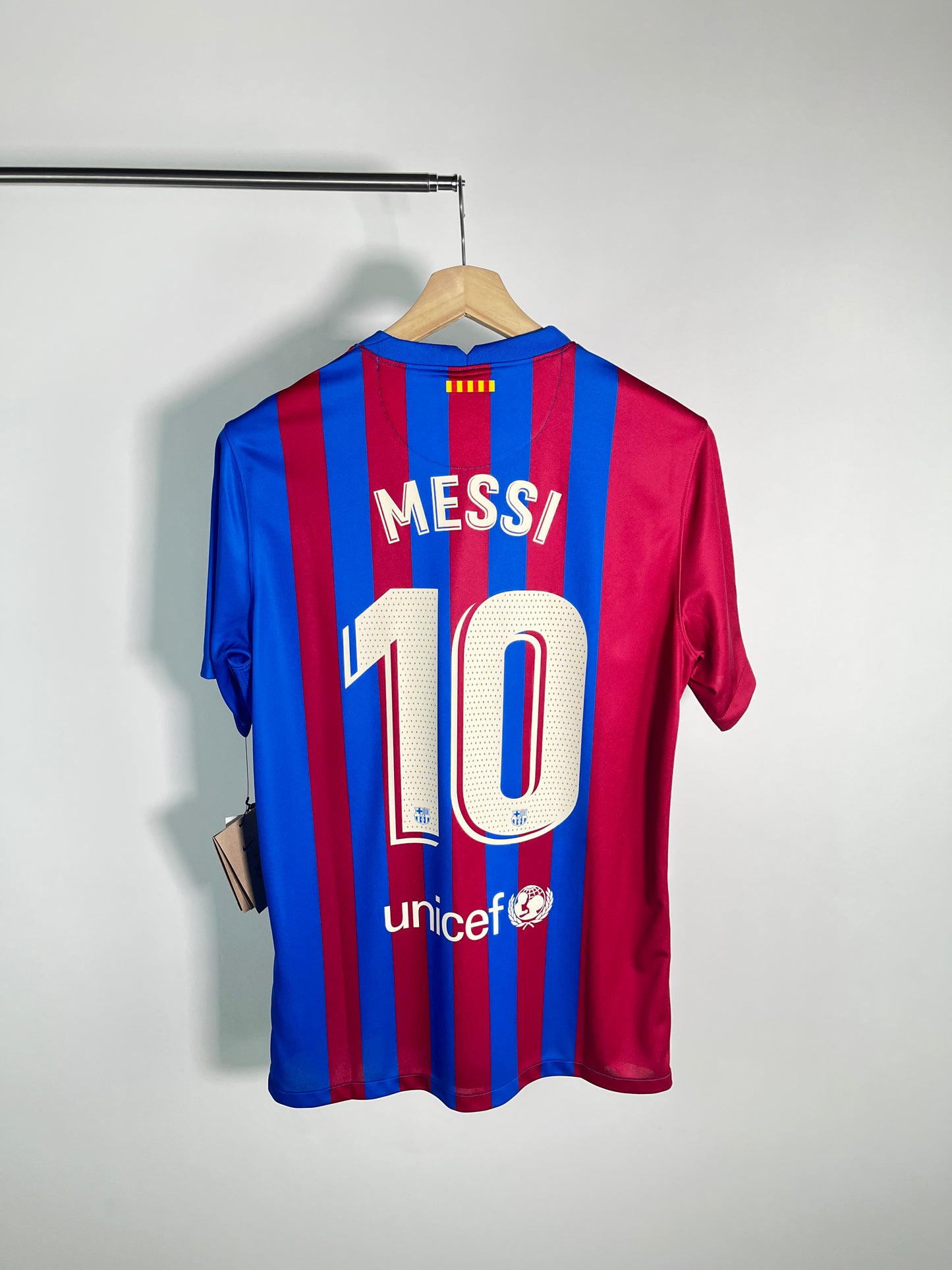 Jersey Barcelona Local 2021 2022 *C/Etiquetas* Lionel Messi (L)