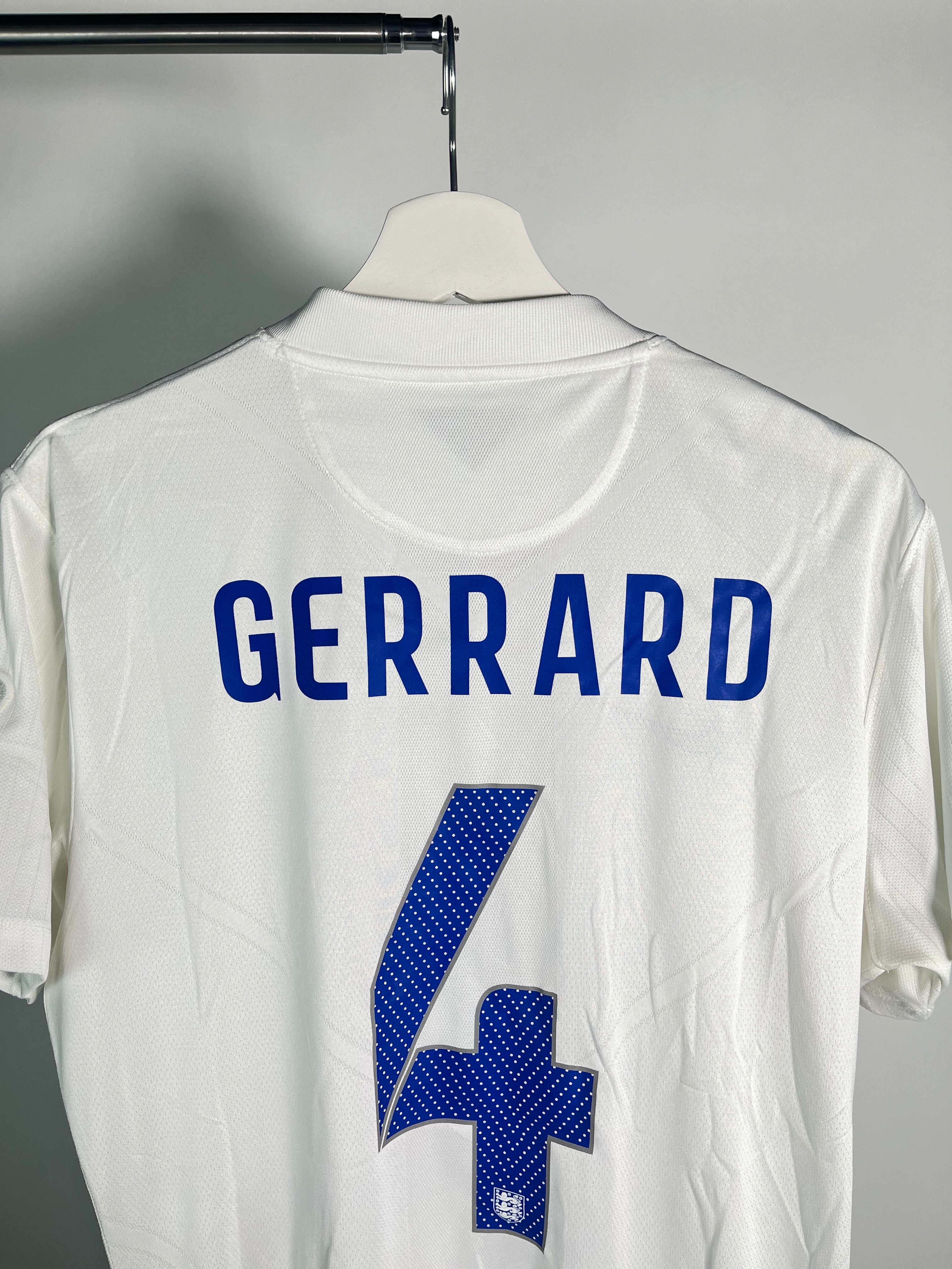 Jersey Inglaterra Local 2014 2015 Versión Jugador Steven Gerrard (M)