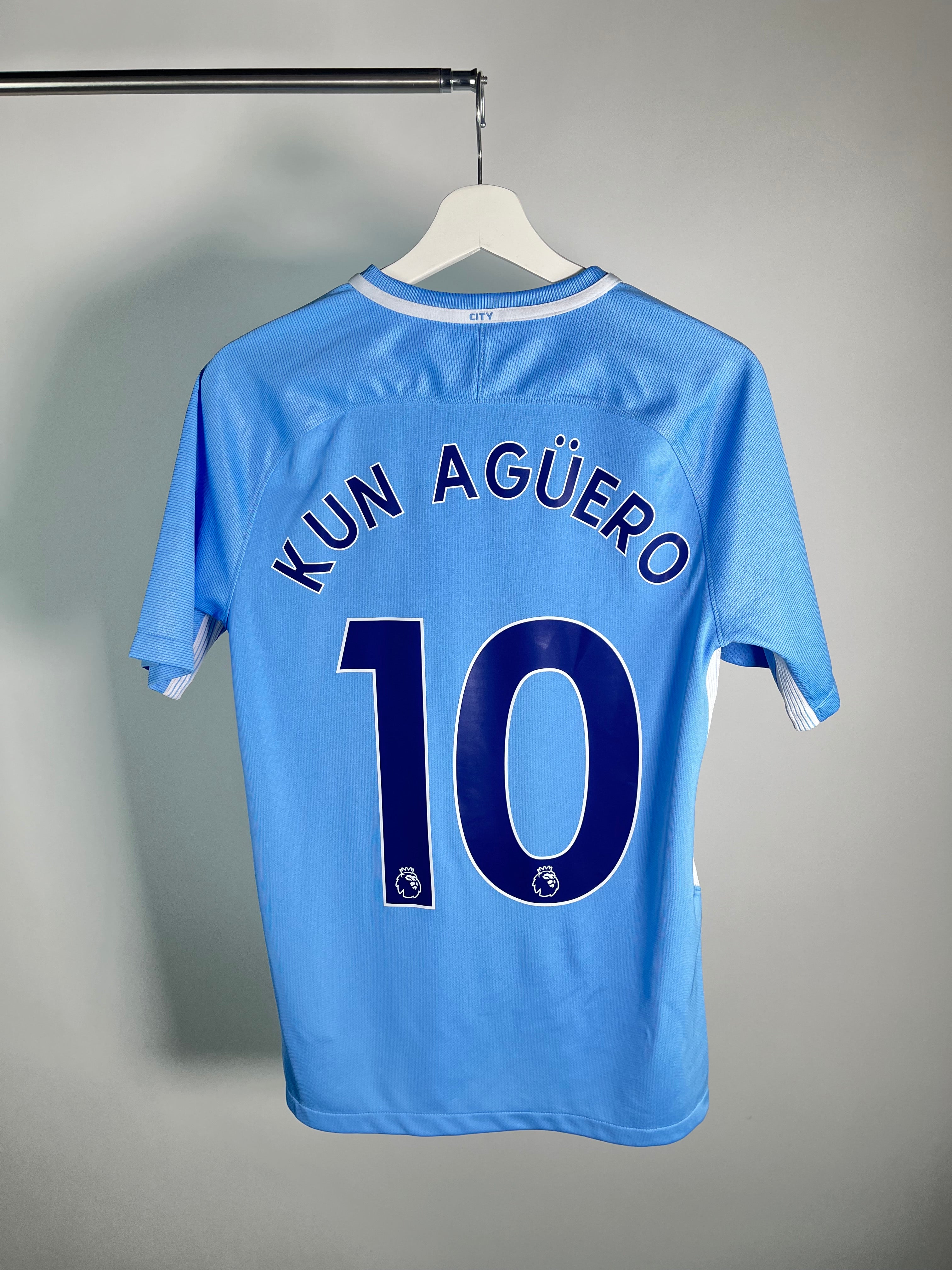 Jersey Manchester City Local 2017 2018 Kun Aguero (S)
