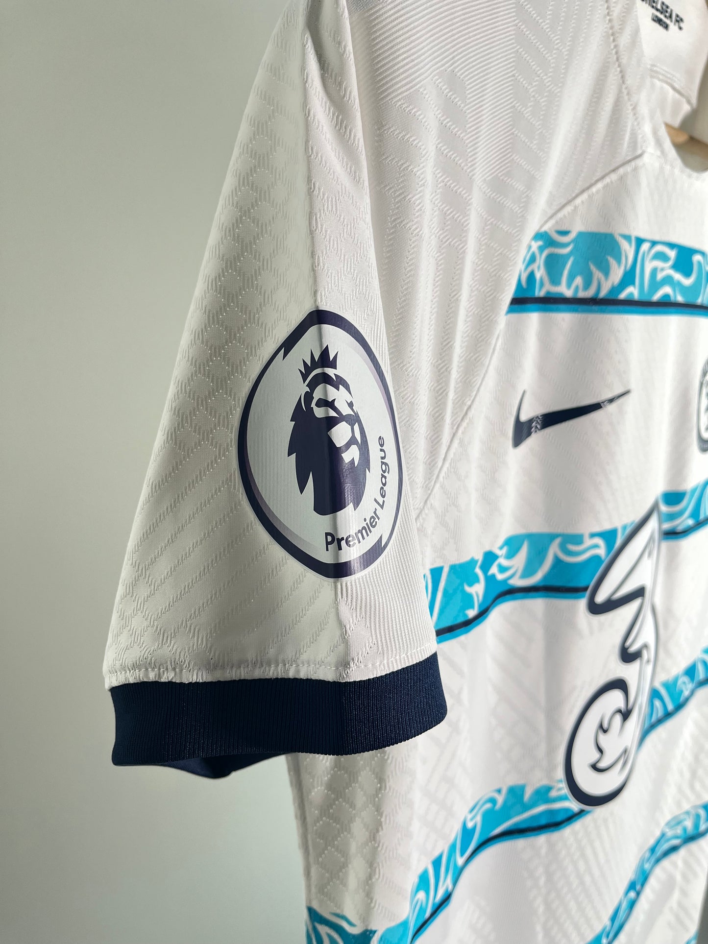 Jersey Chelsea Visita 2022 2023 Versión Jugador Mason Mount (M)