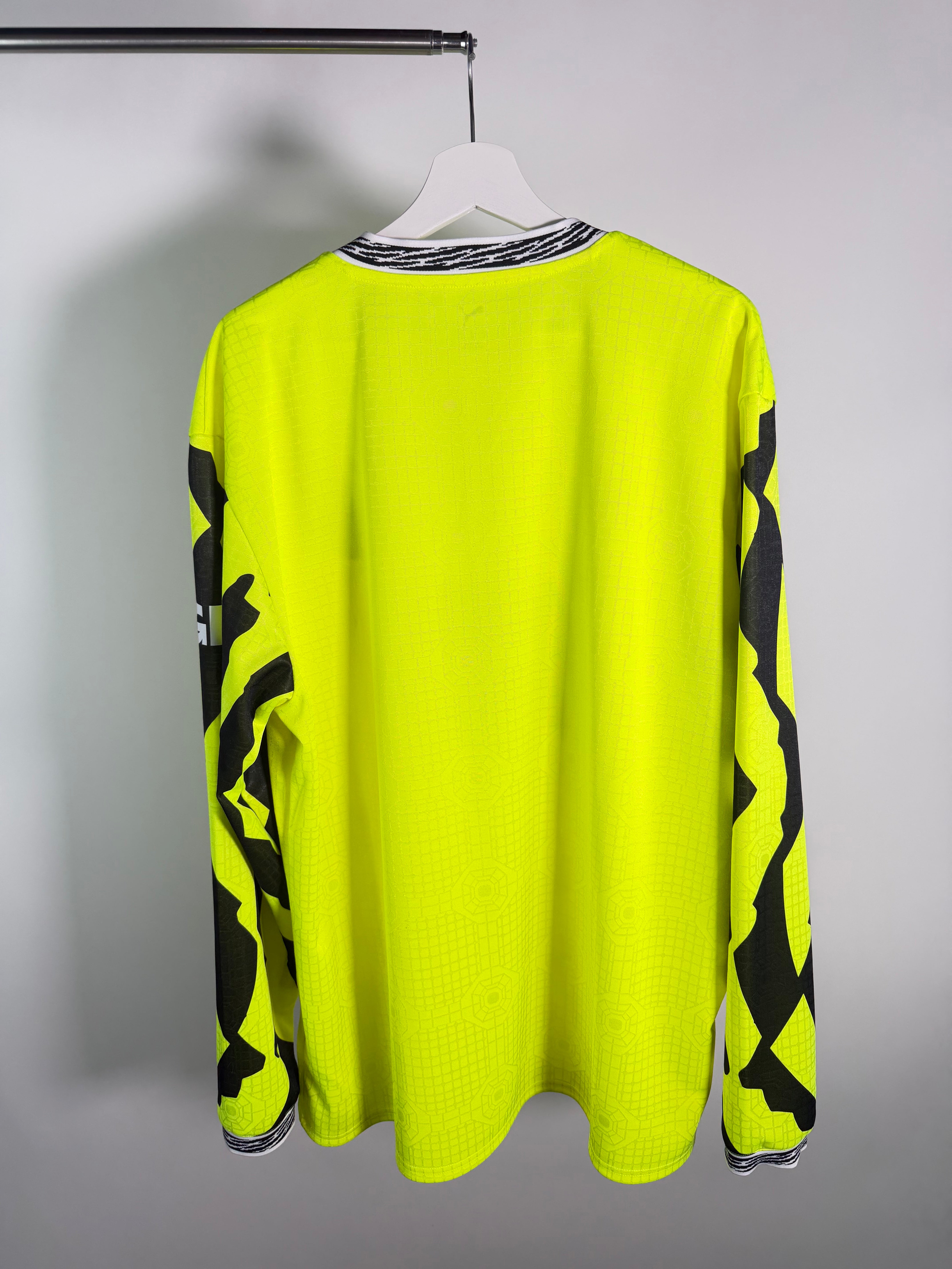 Jersey Borussia Dortmund Especial 2024 2025 Manga Larga *Incluye Caja* (XL)