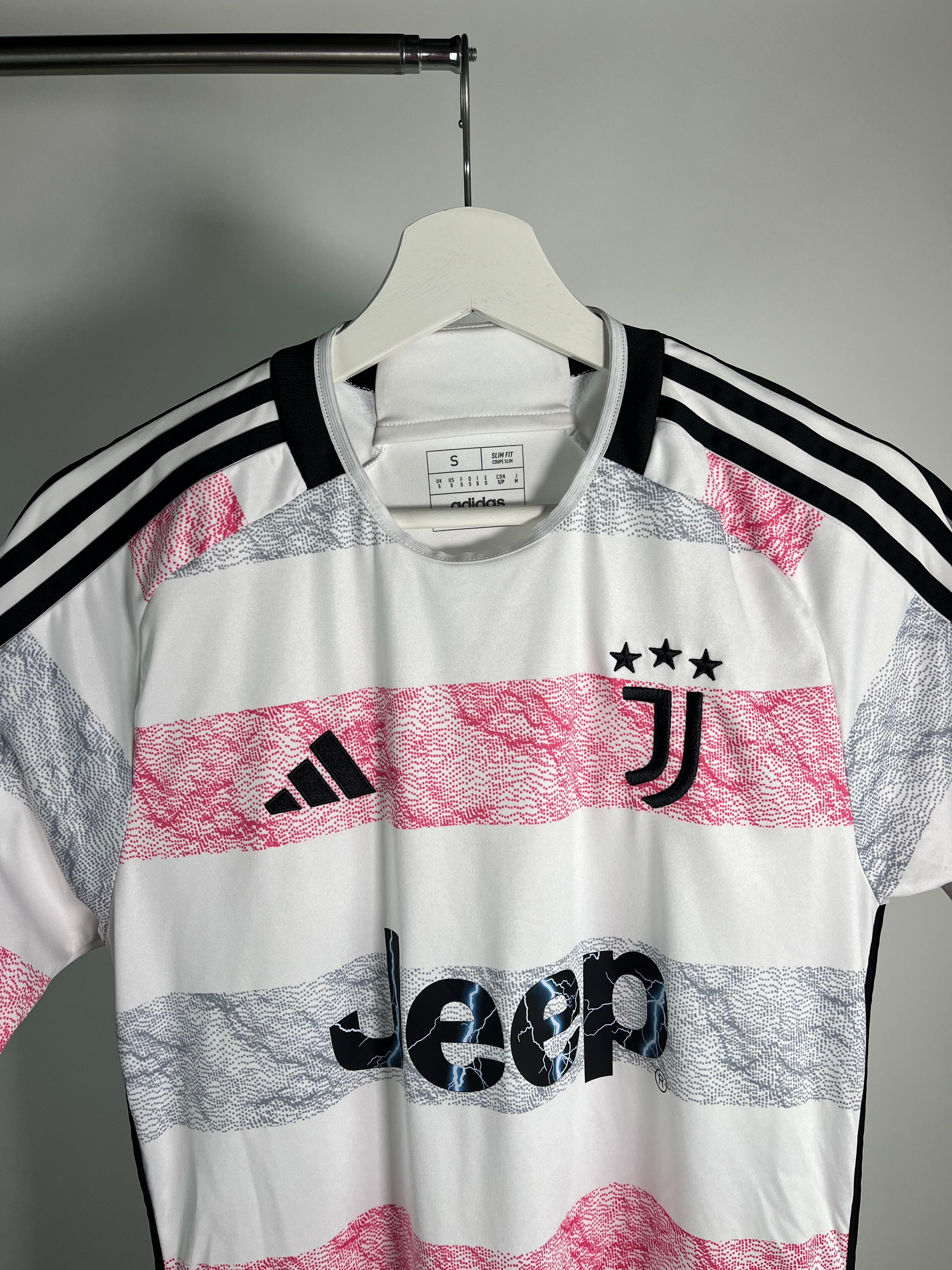 Jersey Juventus Local 2023 2024 (S)