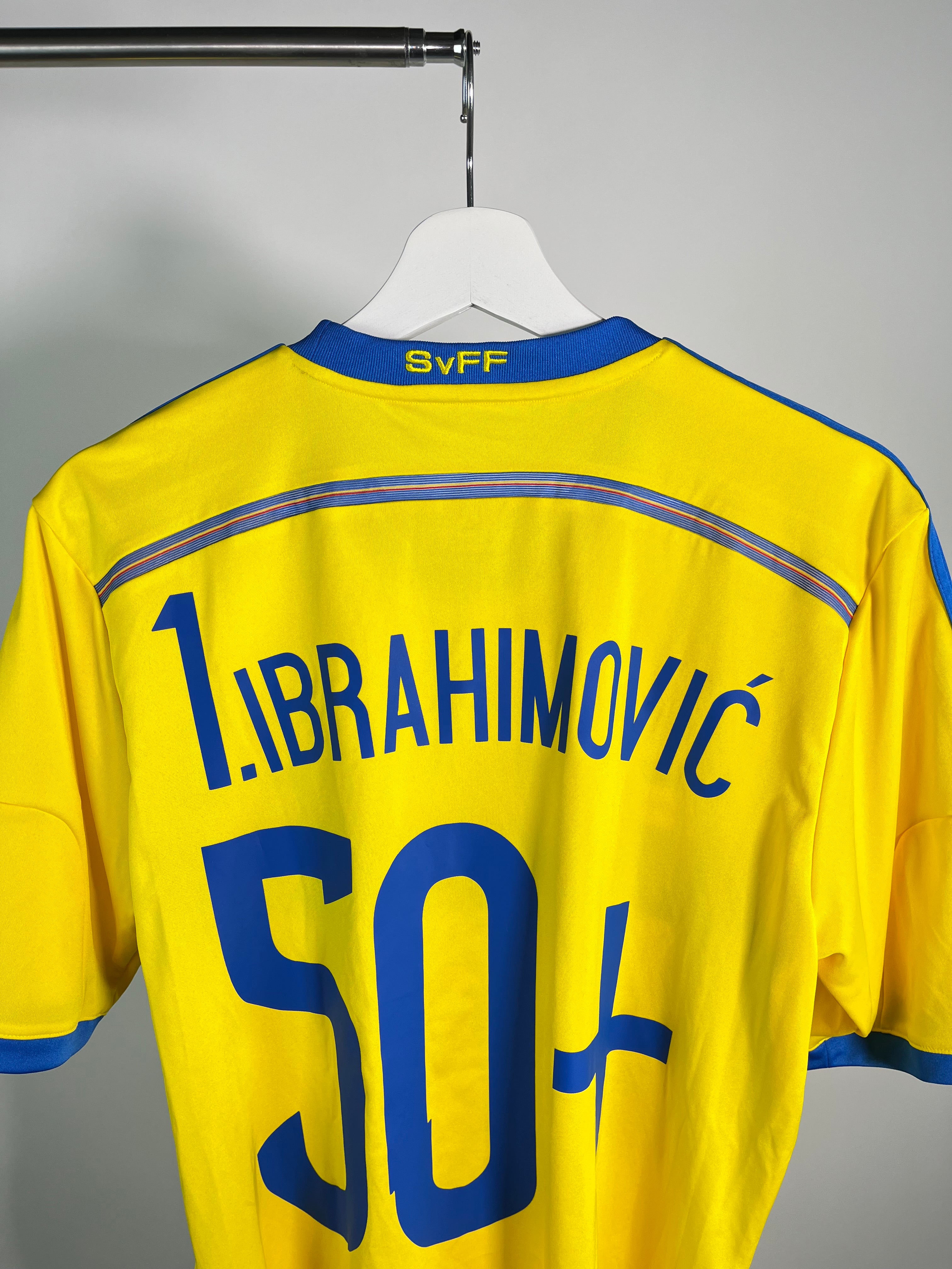 Jersey Suecia Local 2014 2016 Zlatan Ibrahimović (M)
