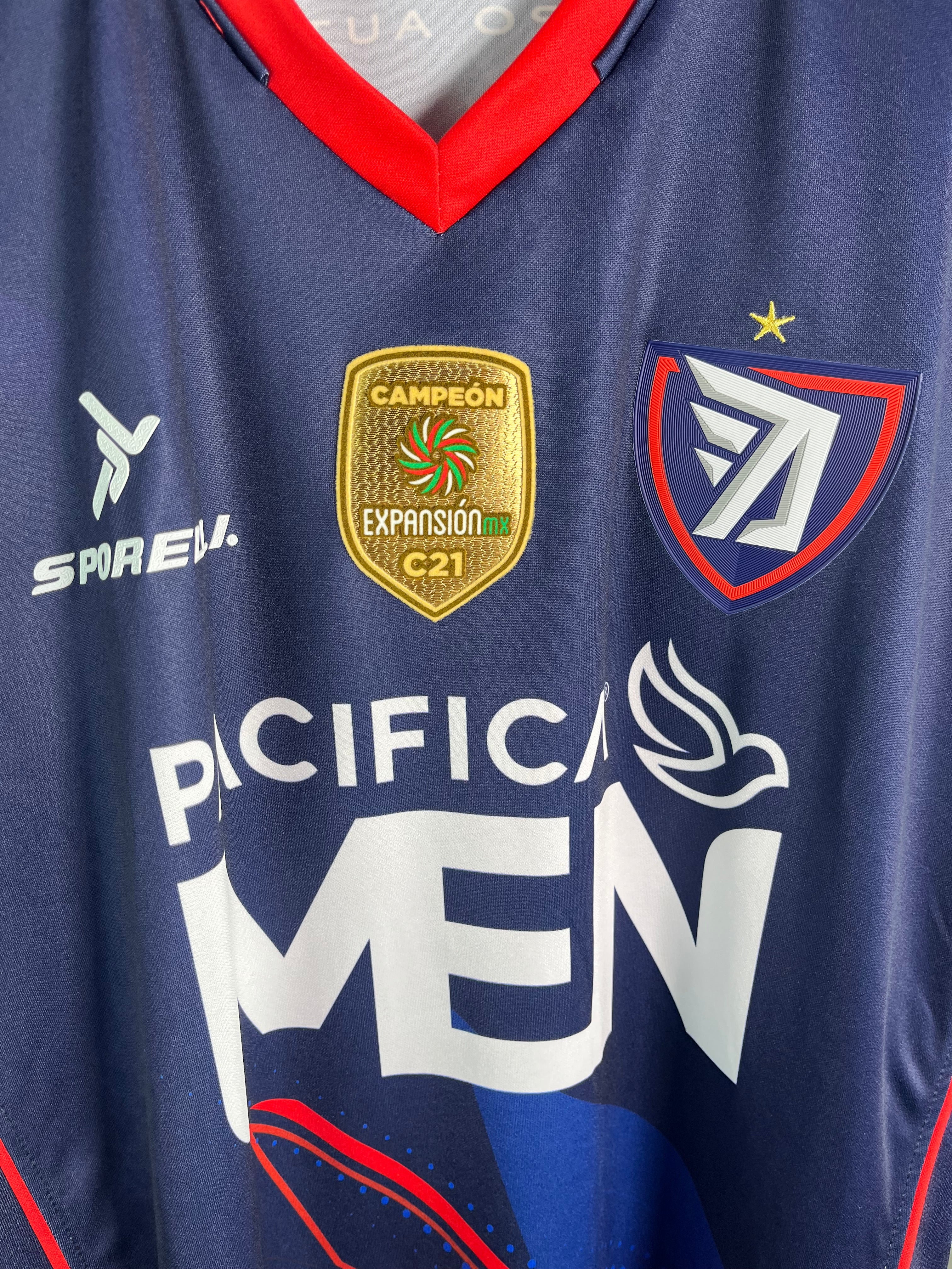 Jersey Tepatitlán Local 2021 2022 Utilería Édson Rivera (L)