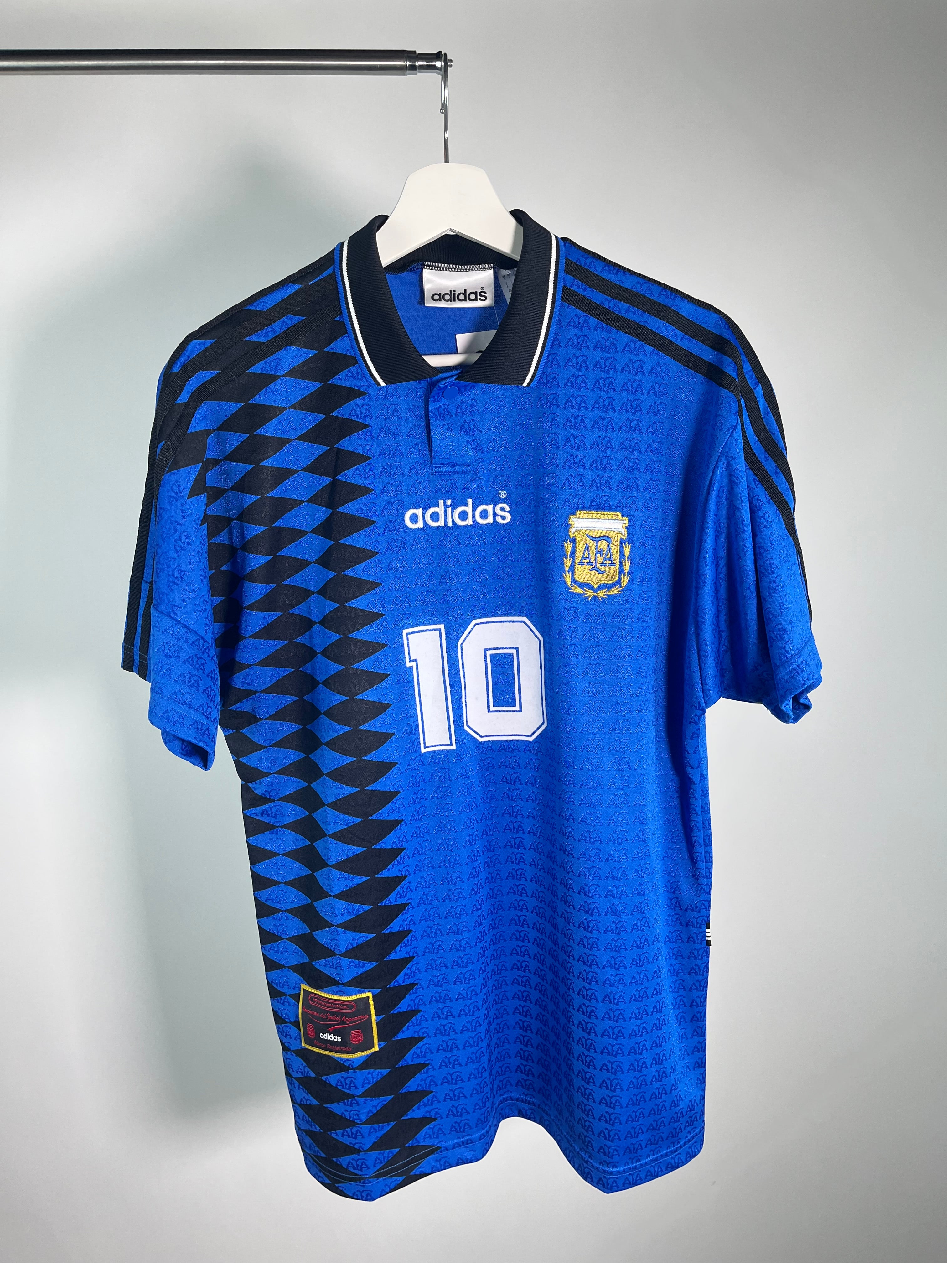Jersey Argentina Visita 1994 1996 *Reedición* Diego Armando Maradona (S)