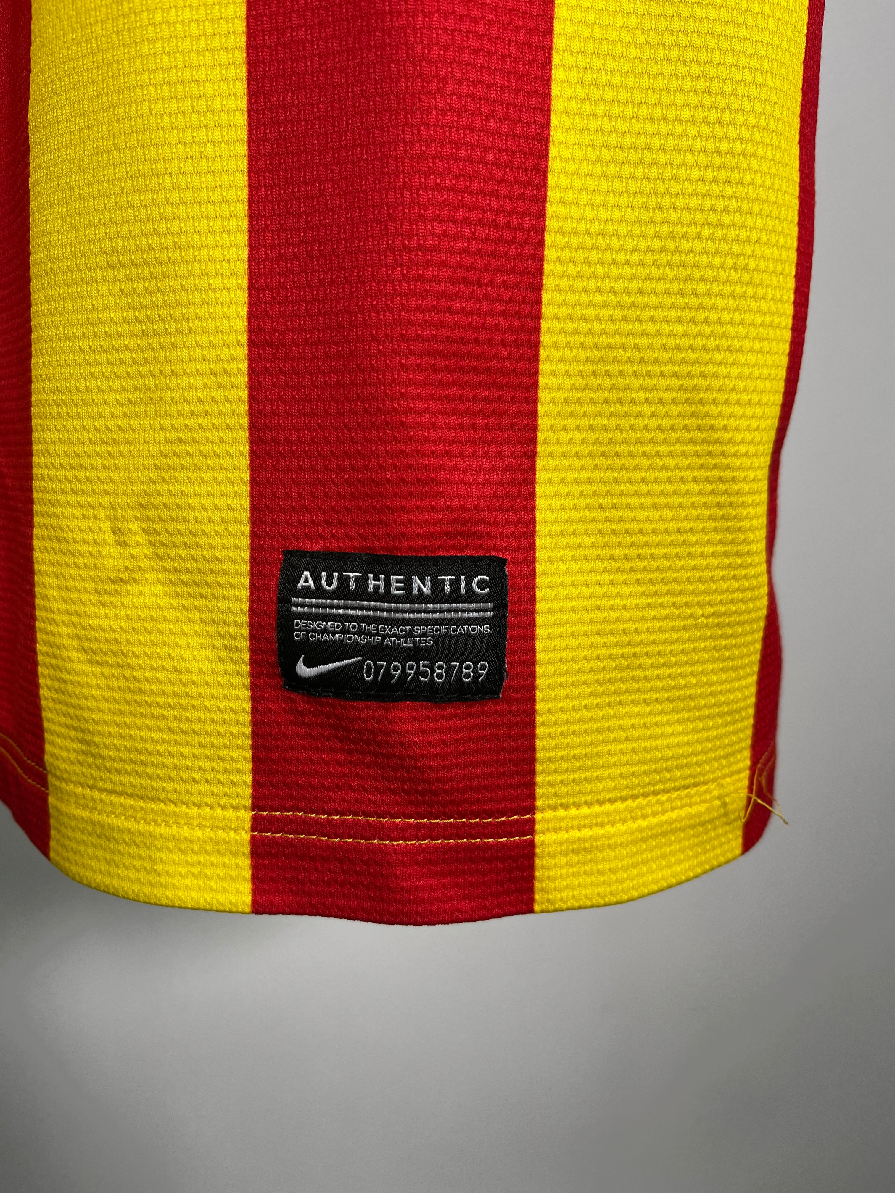 Jersey Barcelona Visita 2013 2014 Lionel Messi (L)