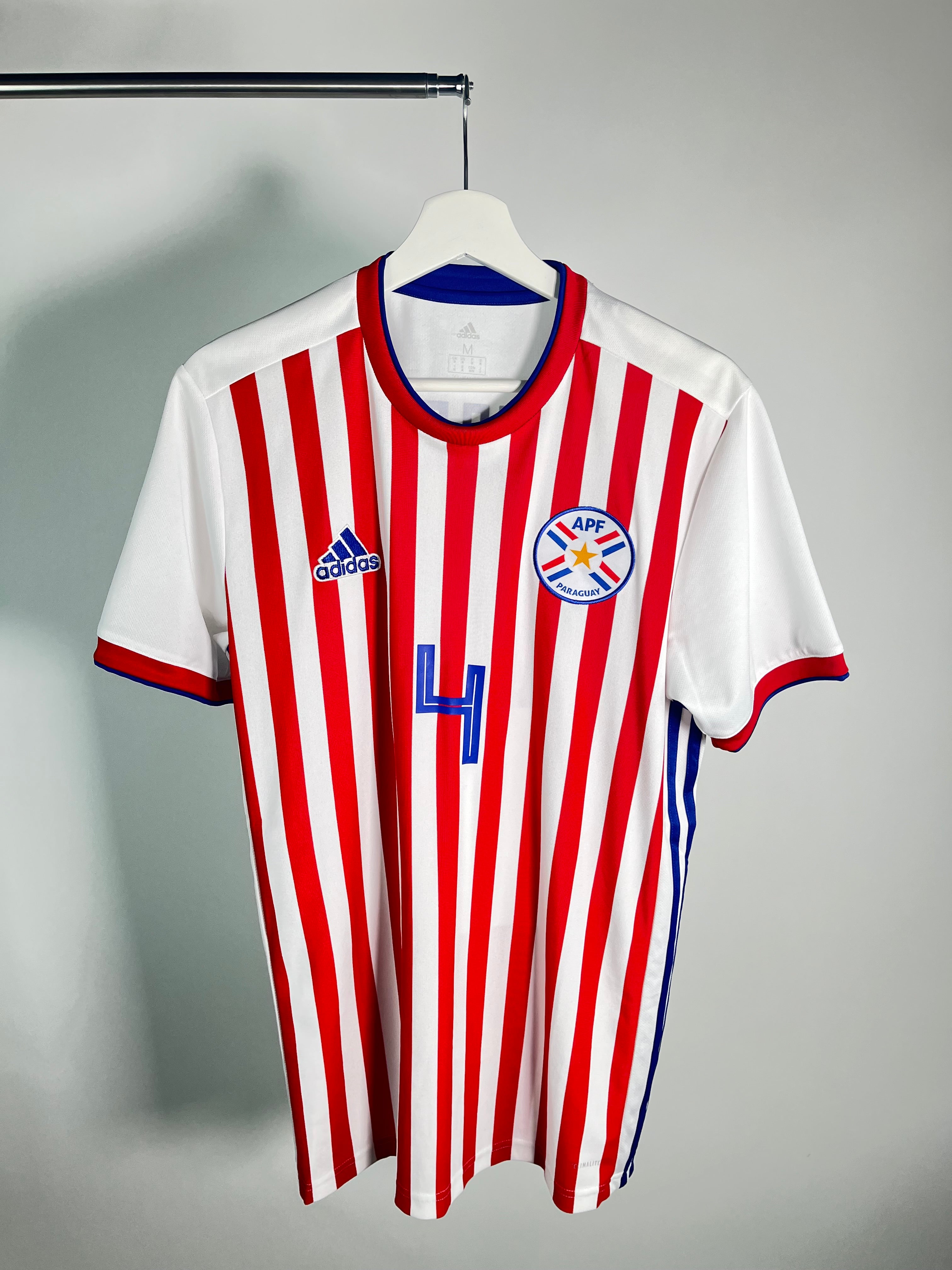 Jersey Paraguay Local 2018 2020 Darío Verón (M)