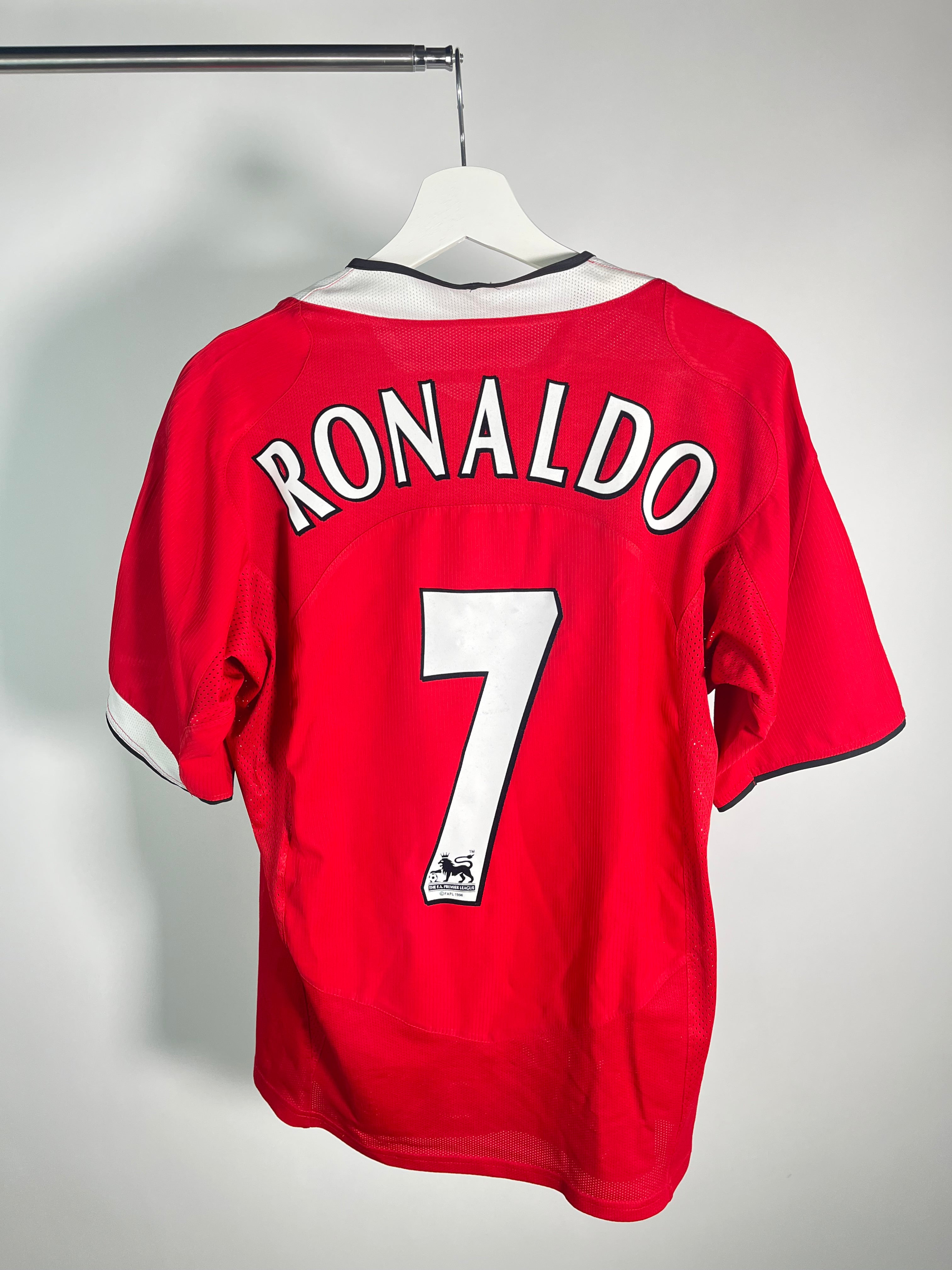 Jersey Manchester United Local 2004 2005 *Total 90* Cristiano Ronaldo (S)