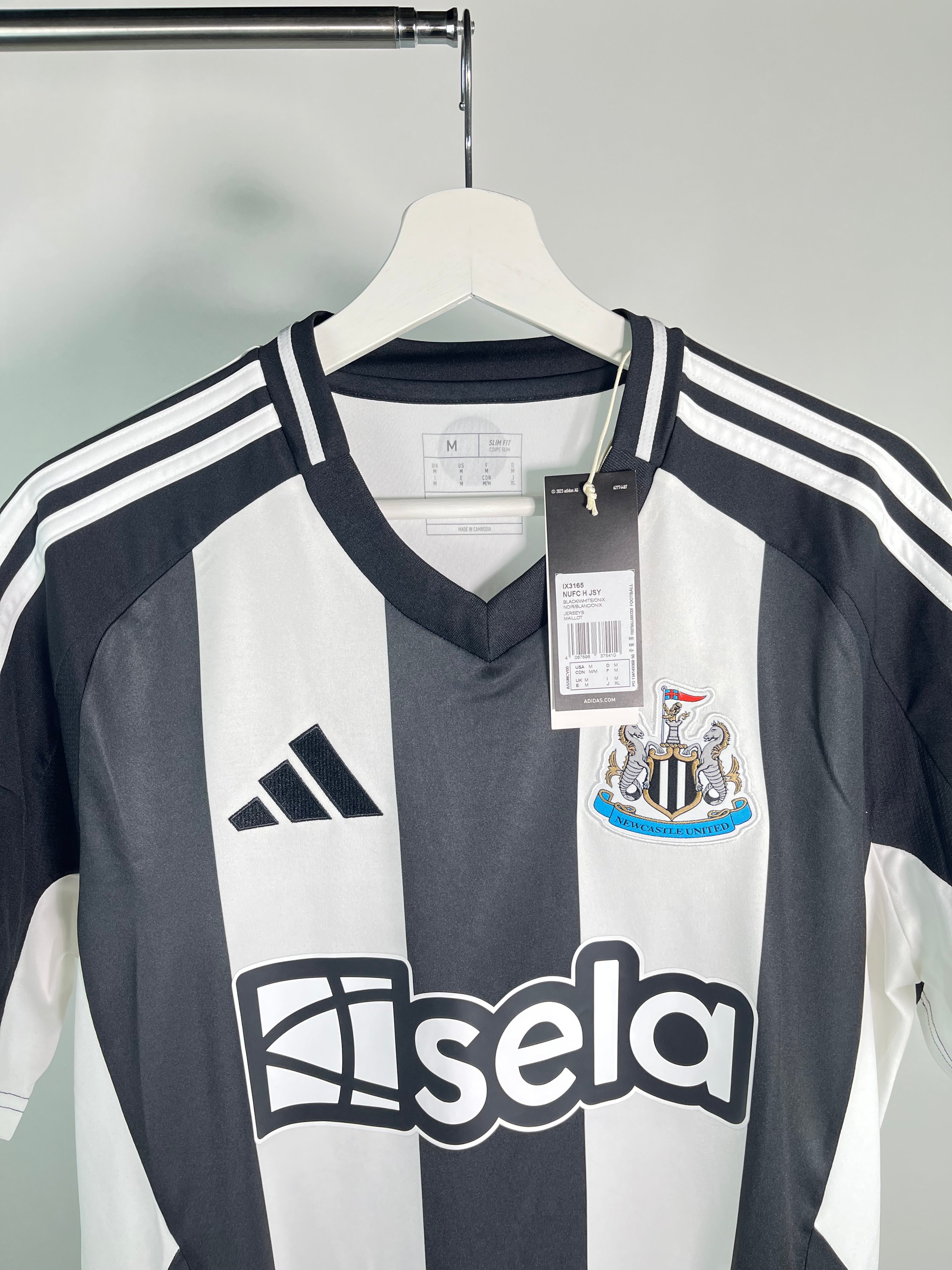 Jersey Newcastle Local 2024 2025 *C/Etiquetas* (M)