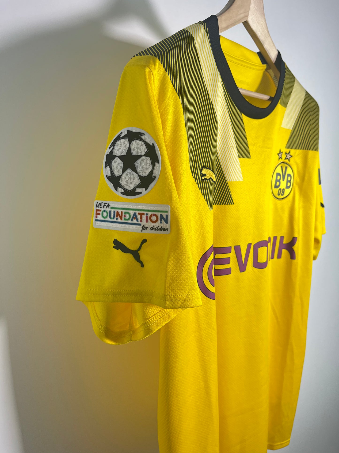 Jersey Borussia Dortmund Local 2022 2023 *Champions League* Jude Bellingham (XL)