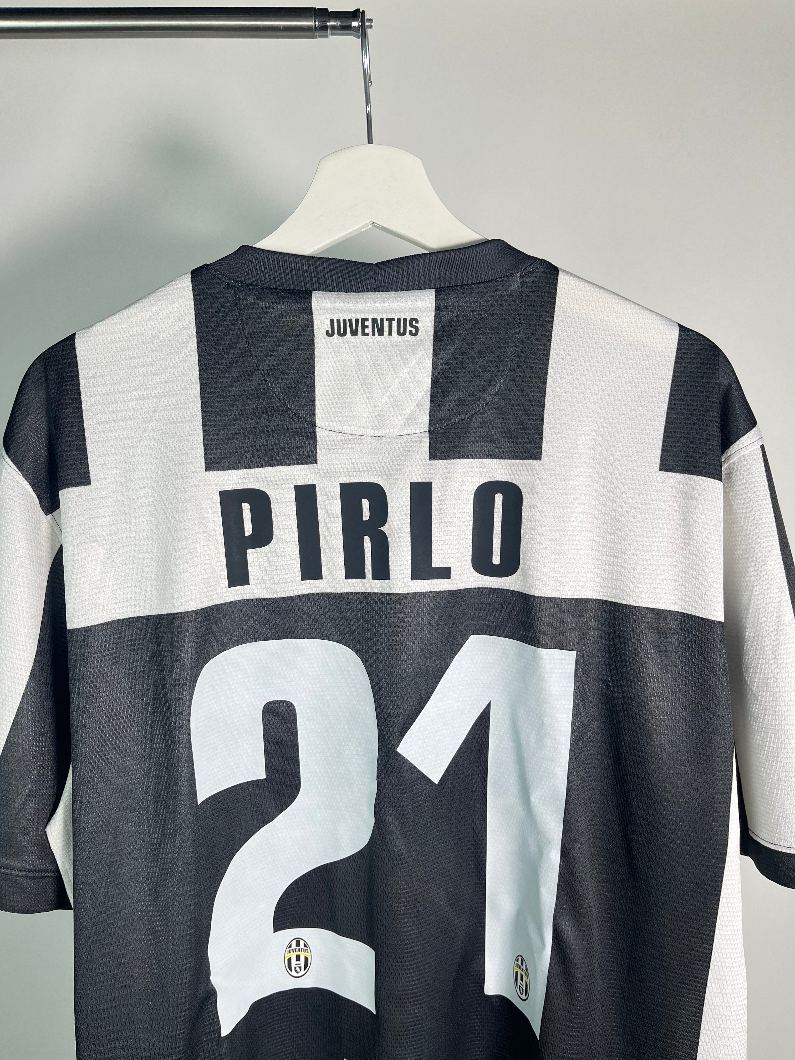 Jersey Juventus Local 2012 2013 Andrea Pirlo (XL)