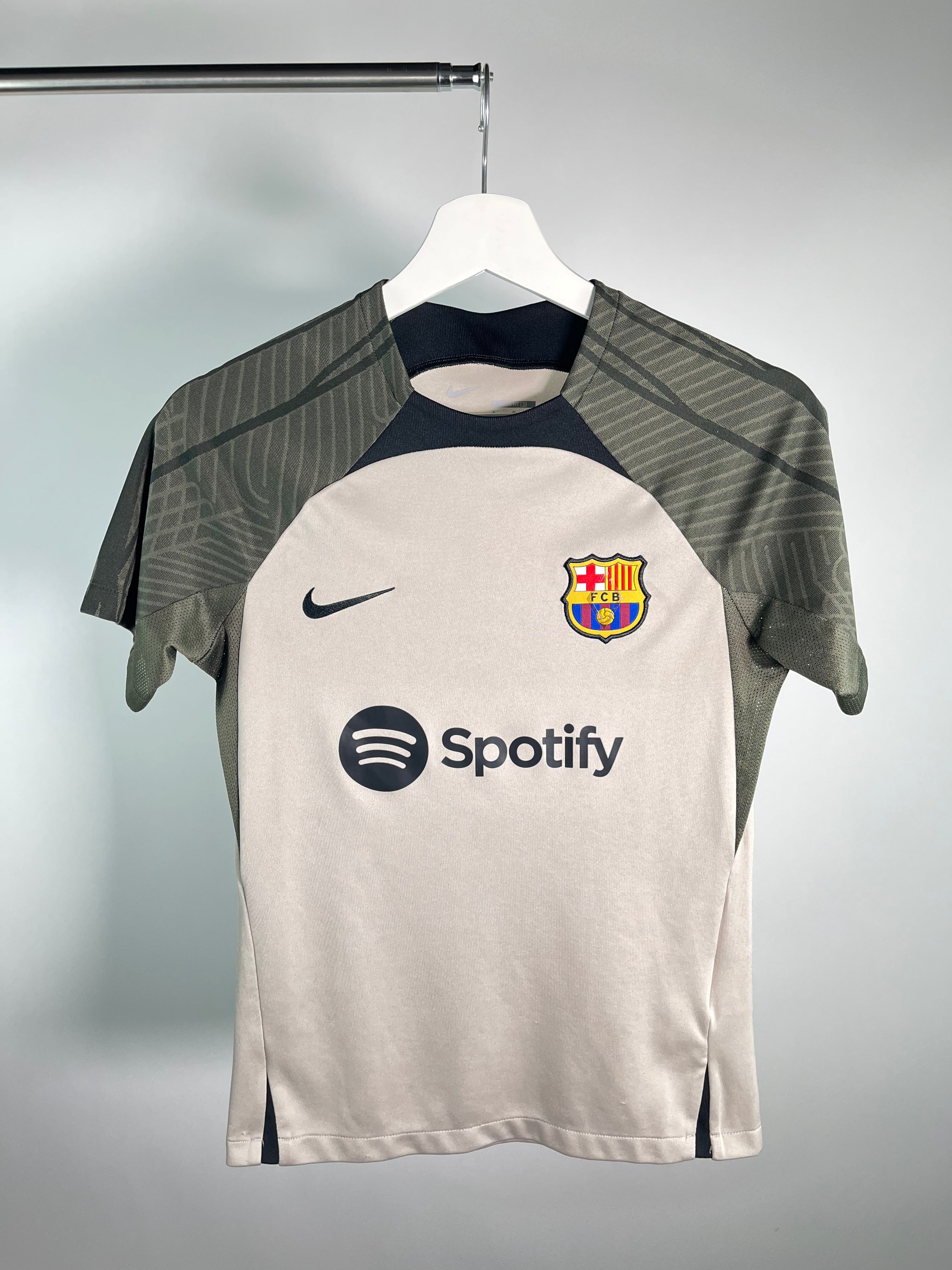 Jersey Barcelona Entrenamiento 2023 2024 (L Niño)