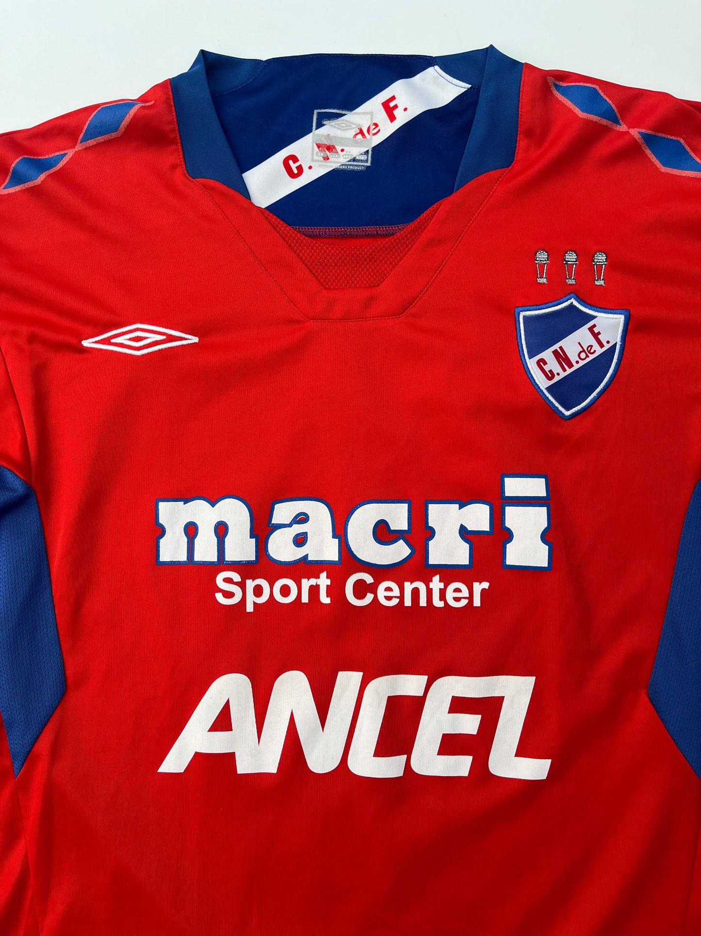 Jersey Club Nacional de Futbol Visita 2009 2010 (XL)