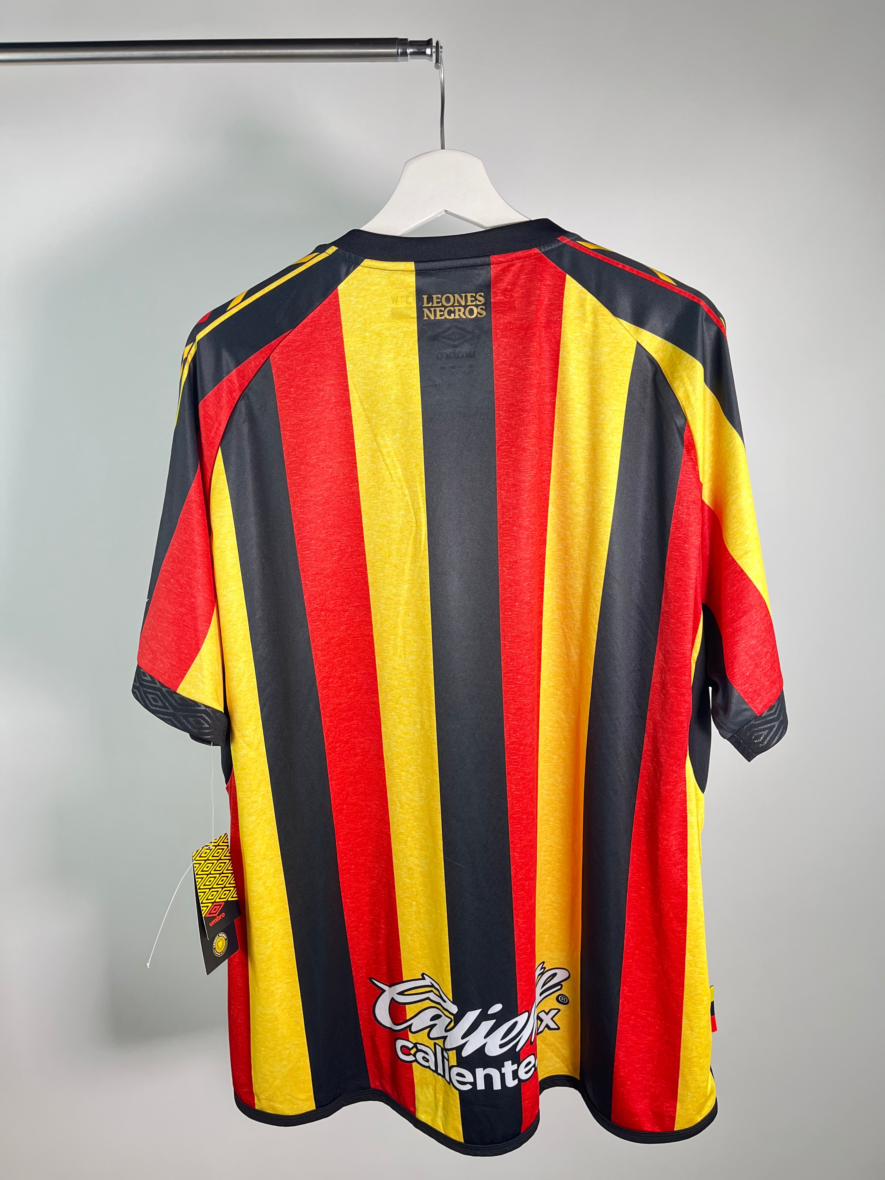 Jersey Leones Negros Local 2019 2020 *C/Etiquetas* (XXL)