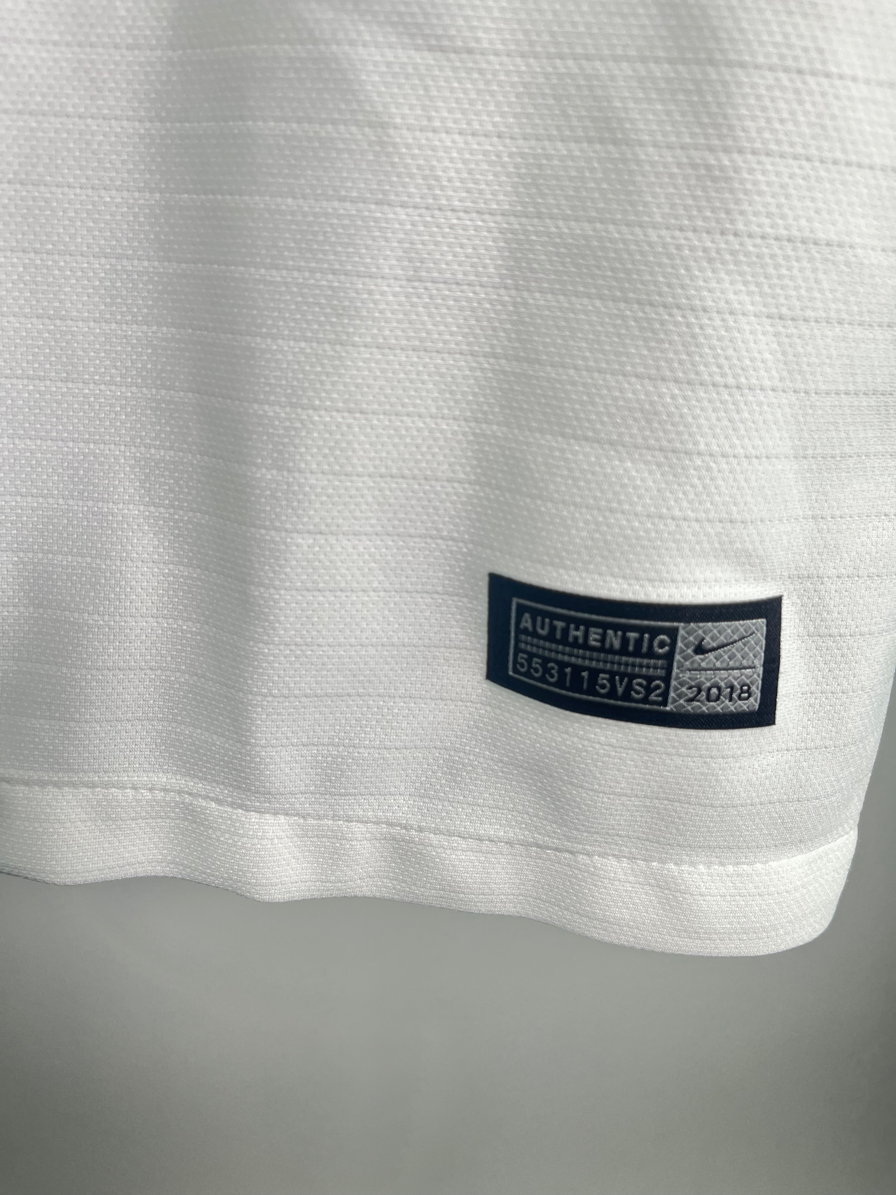Jersey Inglaterra Local 2018 2020 Harry Kane *C/Etiquetas* (M)