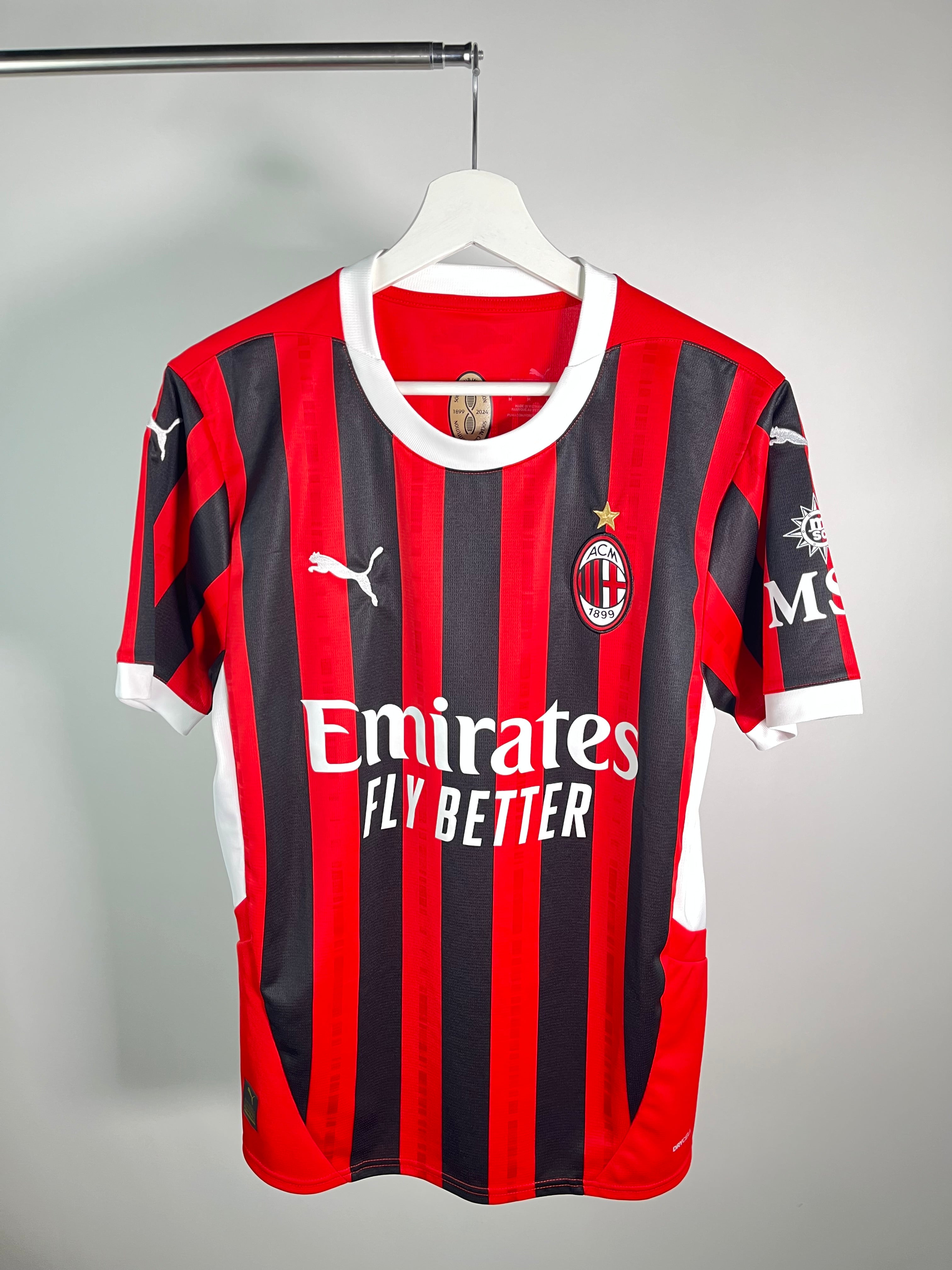 Jersey AC Milan Local 2024 2025 Santiago Giménez (M)