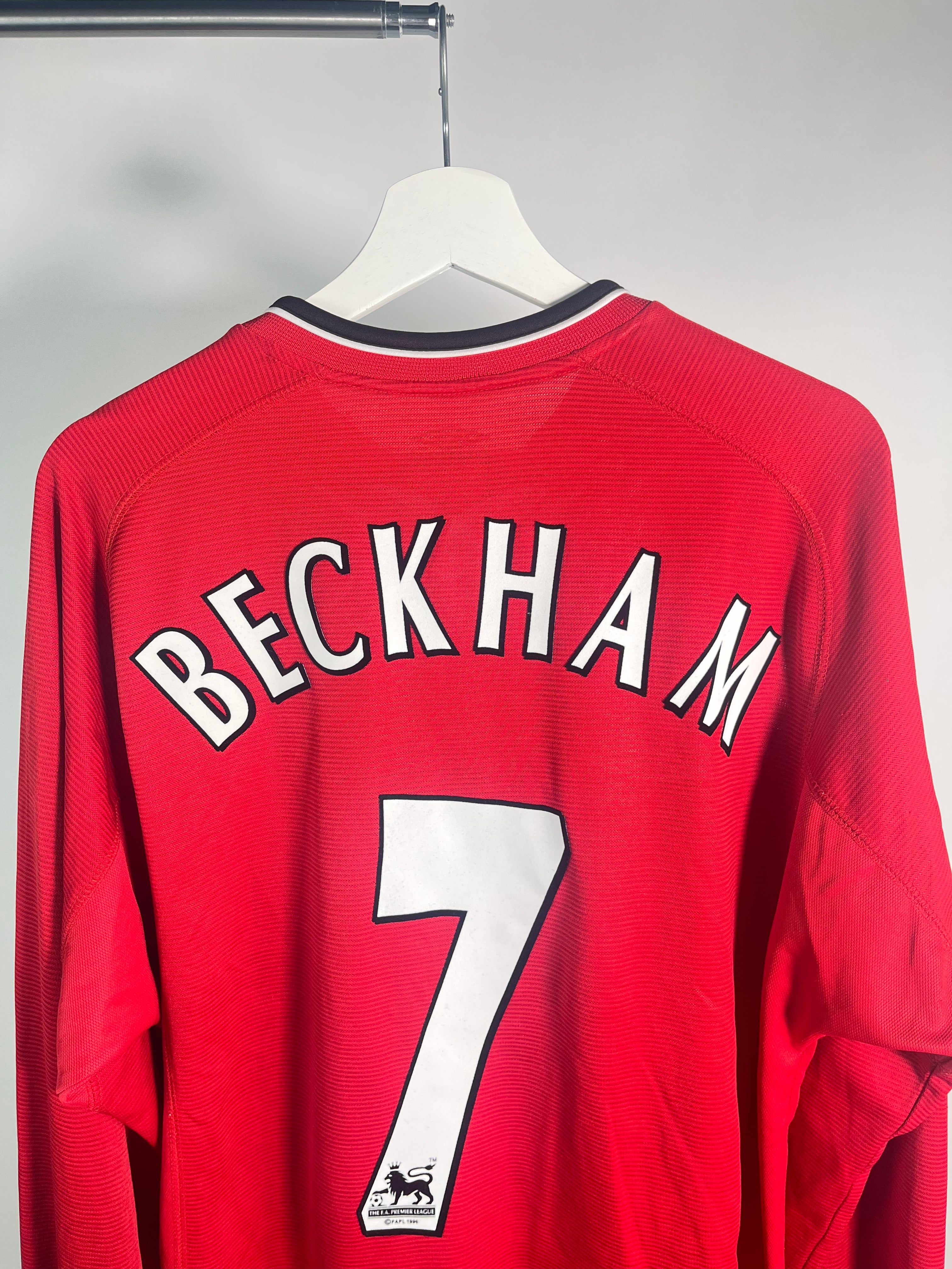 Jersey Manchester United Local 2000 2001 Manga Larga David Beckham (L)