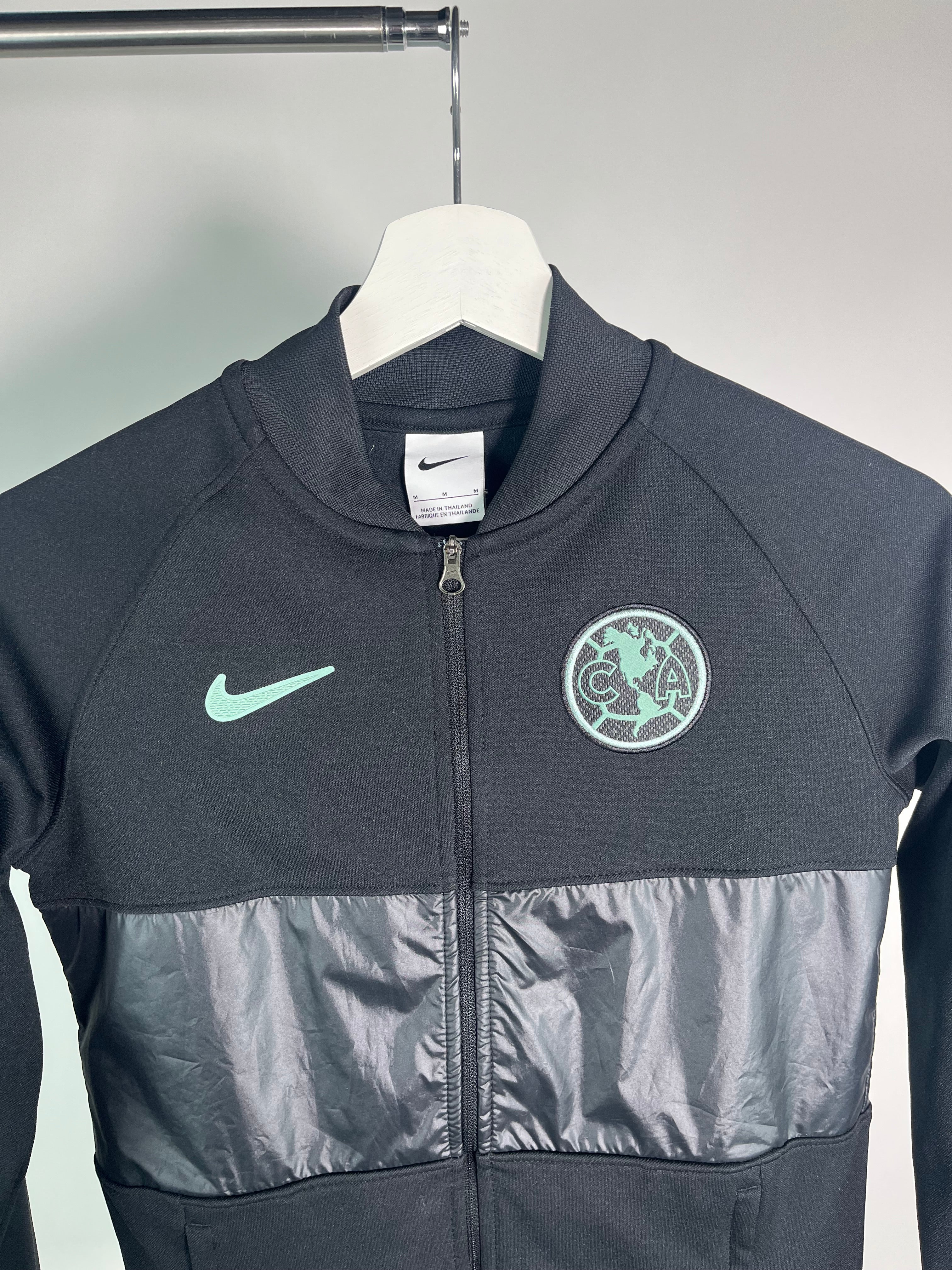 Chamarra Club América 2021 2022 (M Niño)