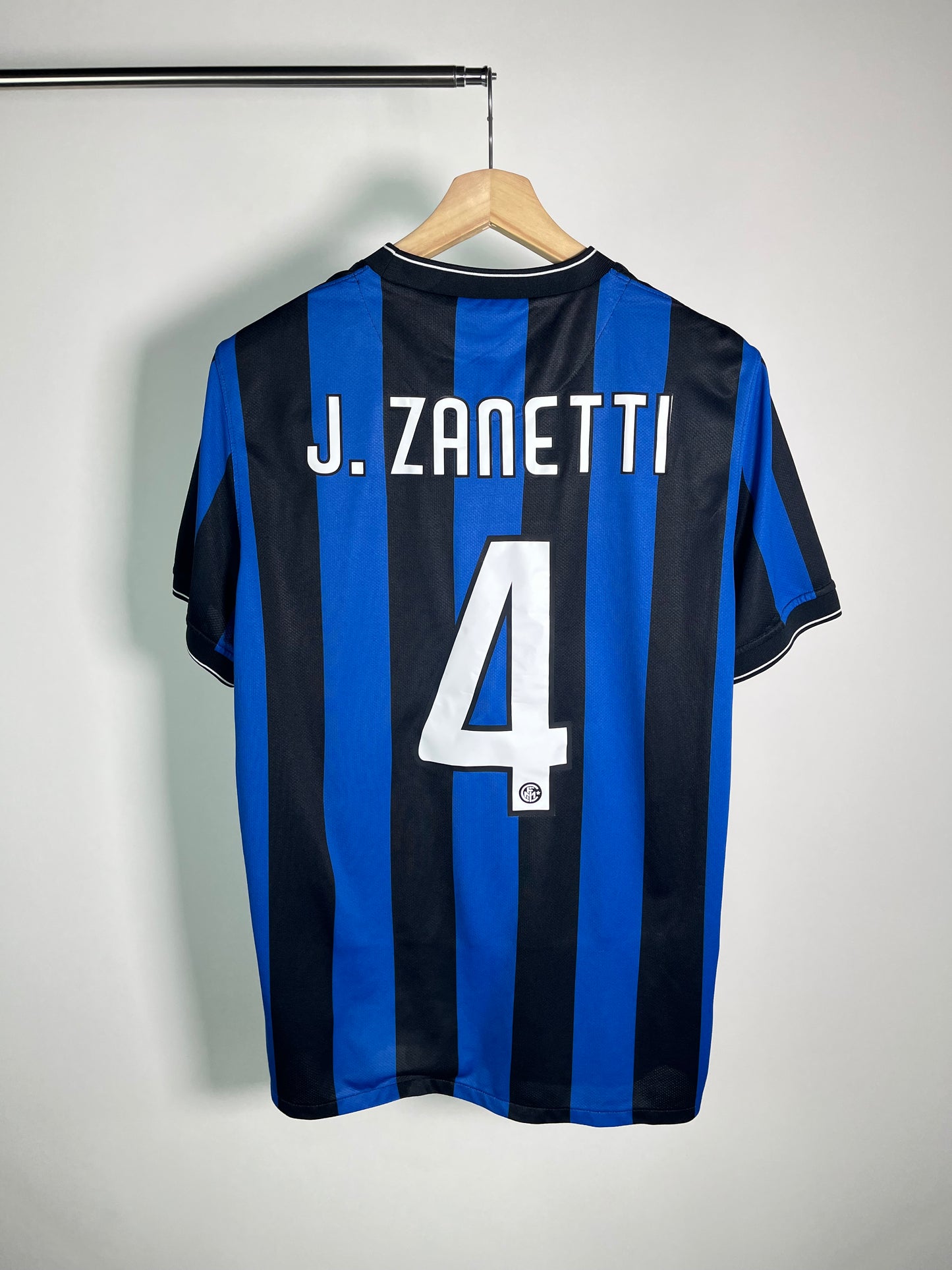 Jersey Inter de Milan Local 2009 2010 Javier Zanetti (L)