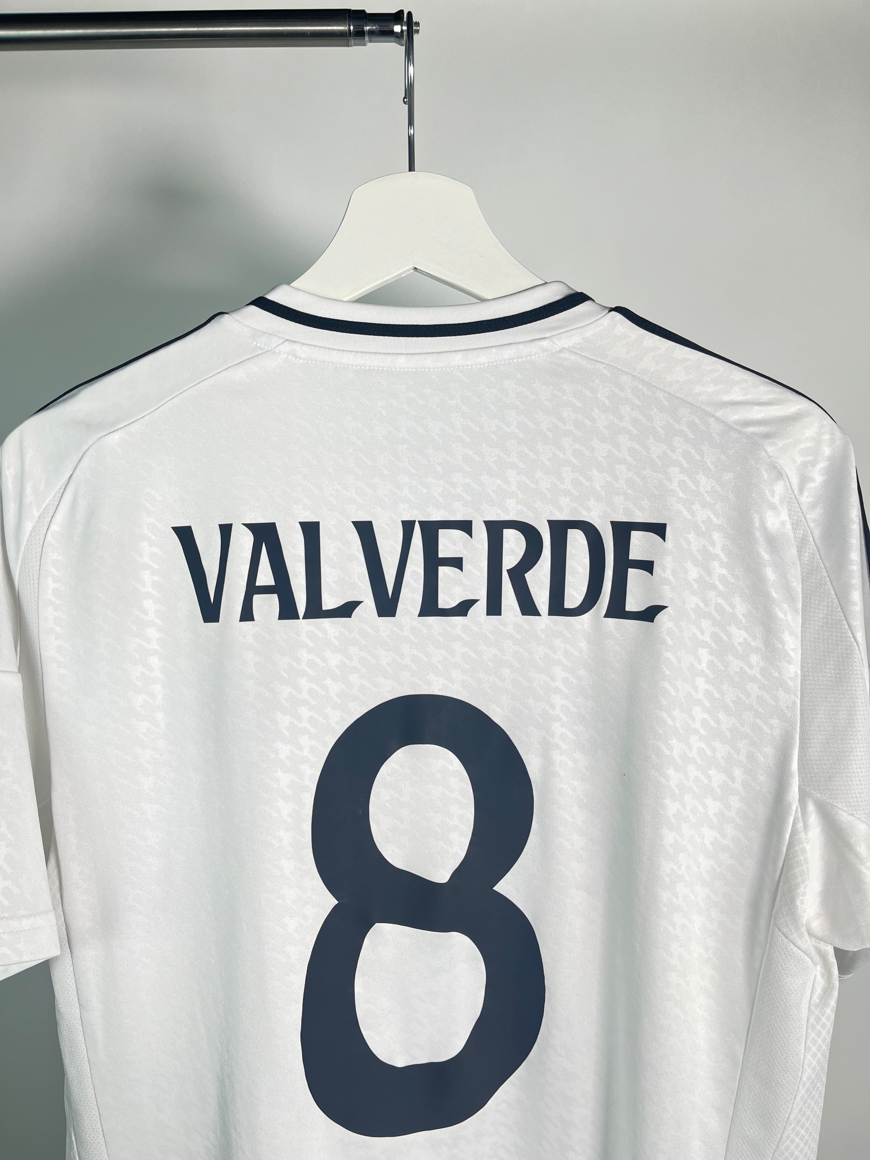 Jersey Real Madrid Local 2024 2025 Federico Valverde (M)