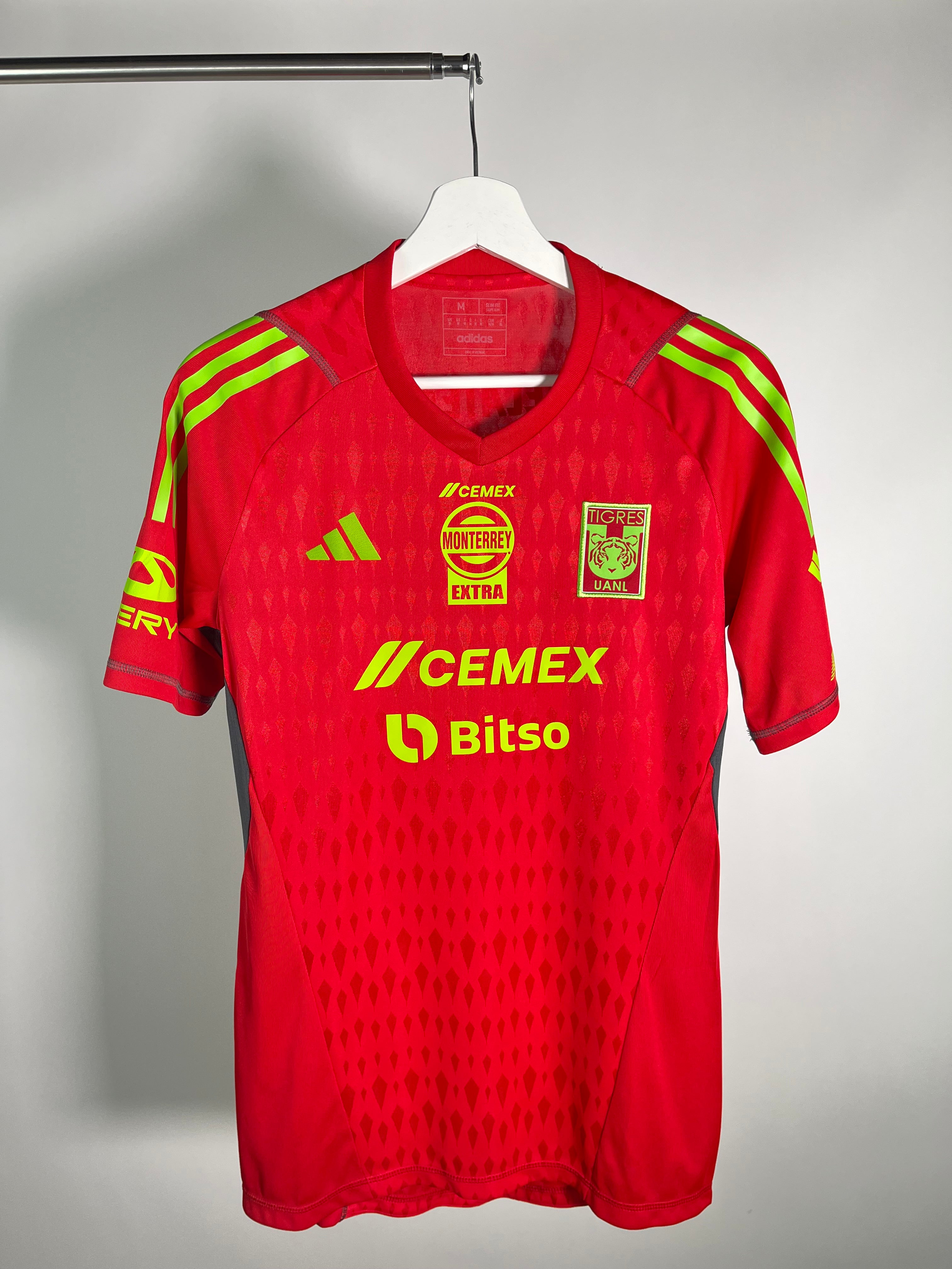 Jersey Tigres Portero 2022 2023 Utilería Nahuel Guzmán (M)