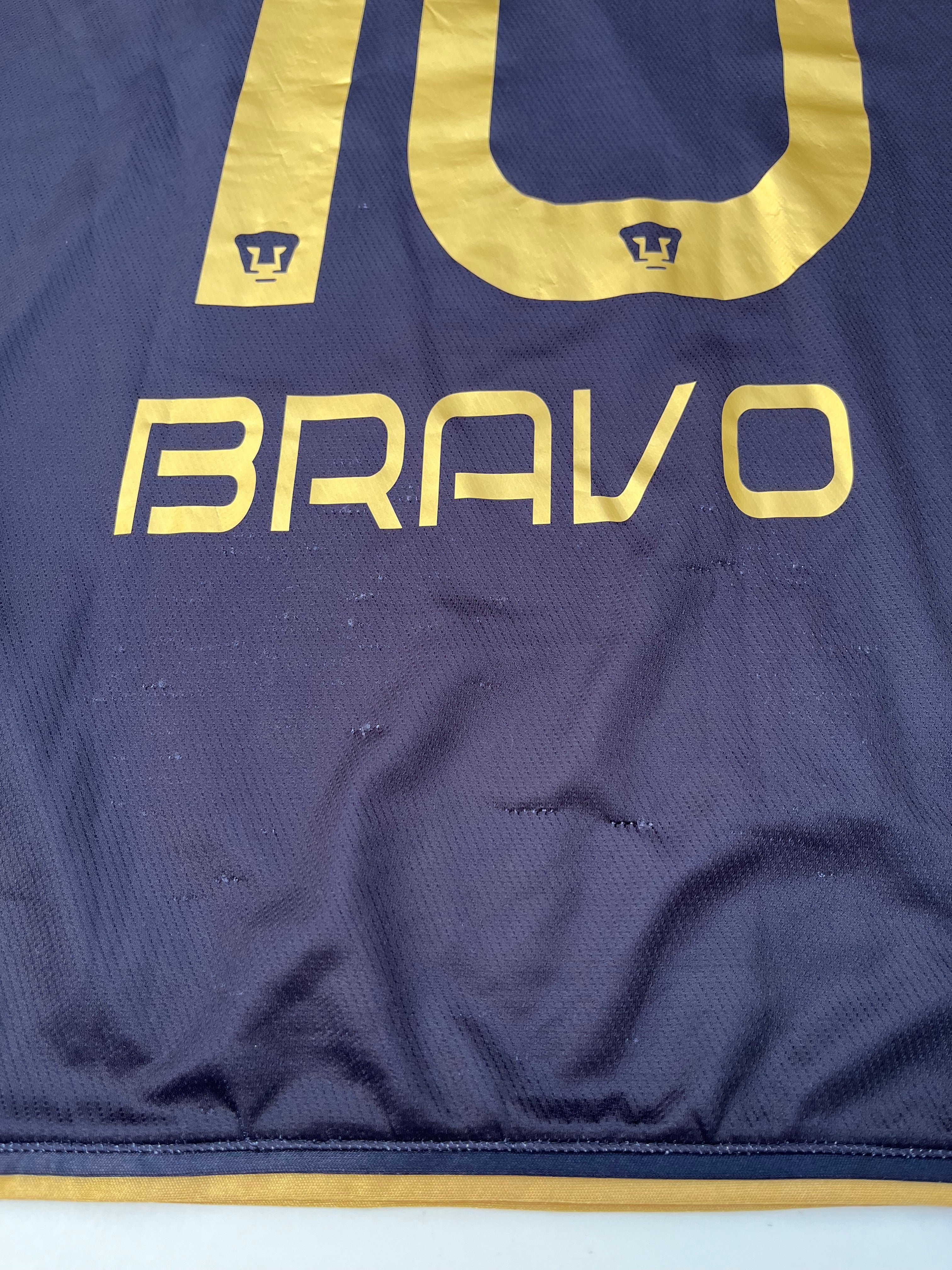 Jersey Pumas Visita 2013 2014 Utilería Autografiado por Martín Bravo (M)