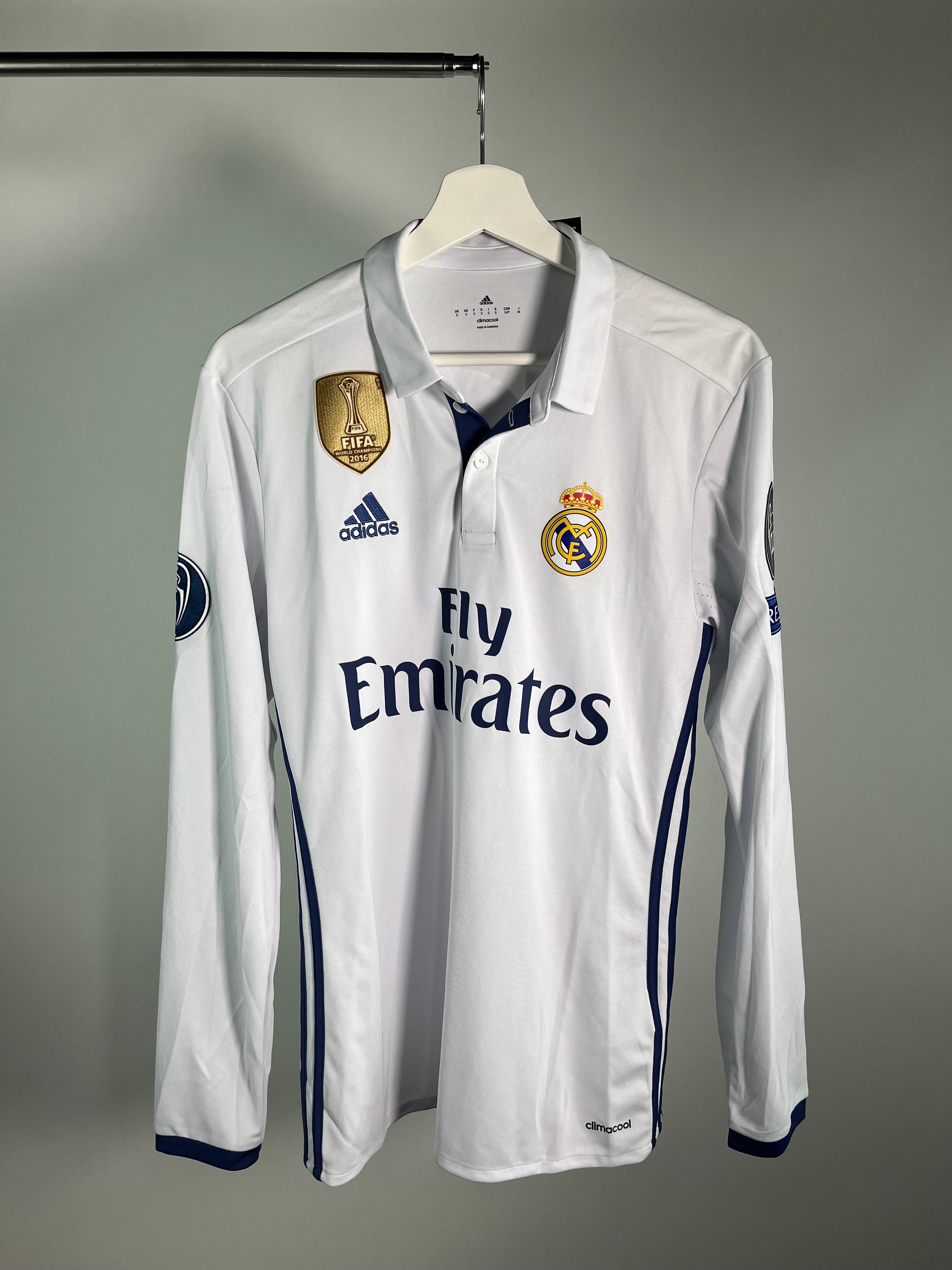 Jersey Real Madrid Especial Campeón de Europa 2016 2017 Manga Larga *C/Etiquetas* (S)