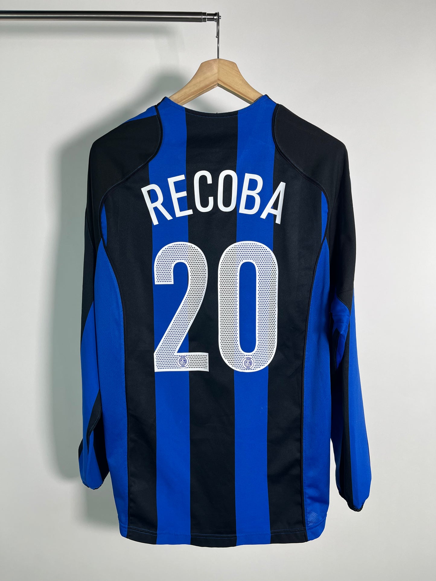 Jersey Inter de Milan Local 2004 2005 Manga Larga Álvaro “Chino”Recoba (L)