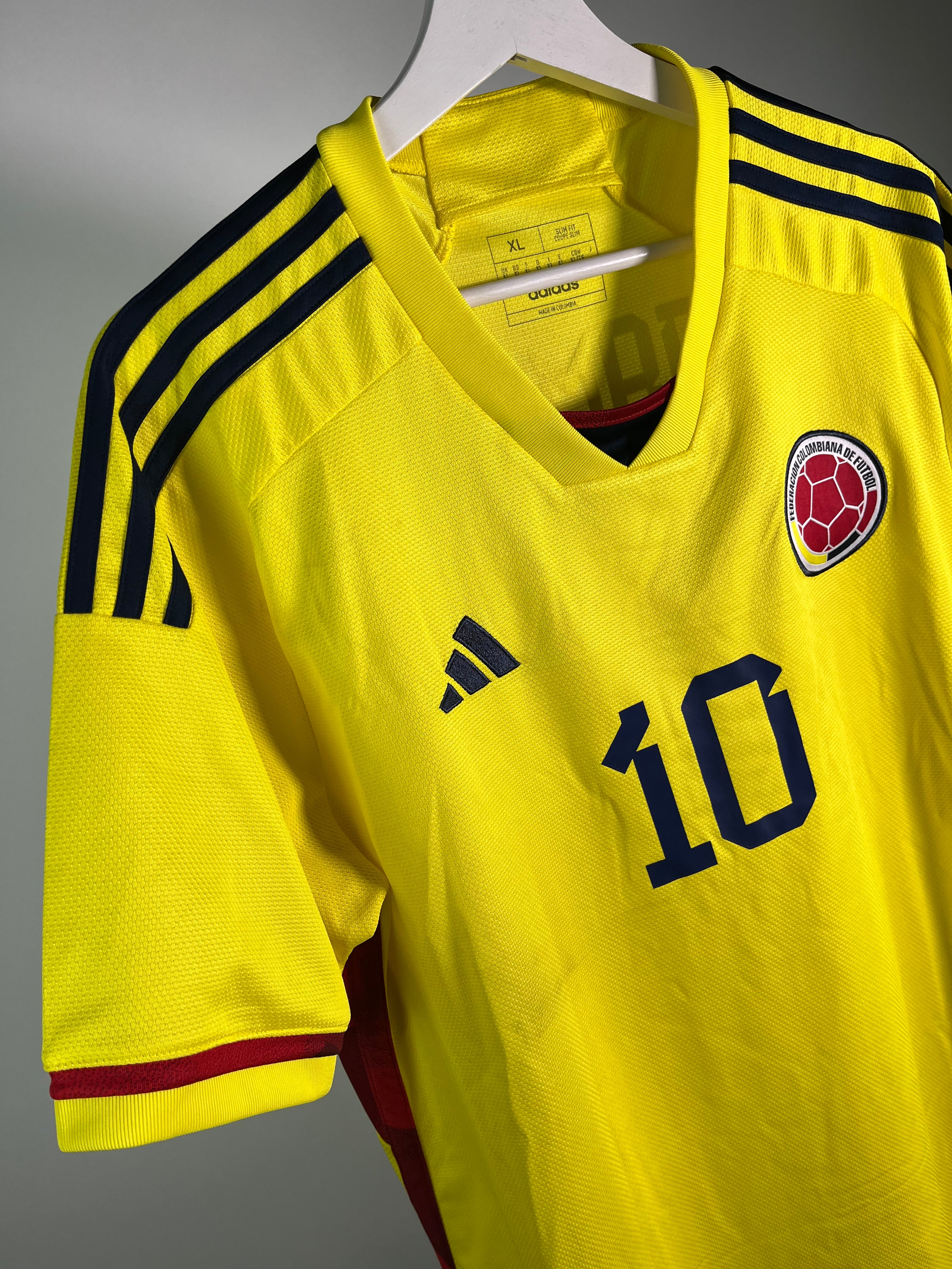 Jersey Colombia Local 2022 2024 James Rodríguez (XL)