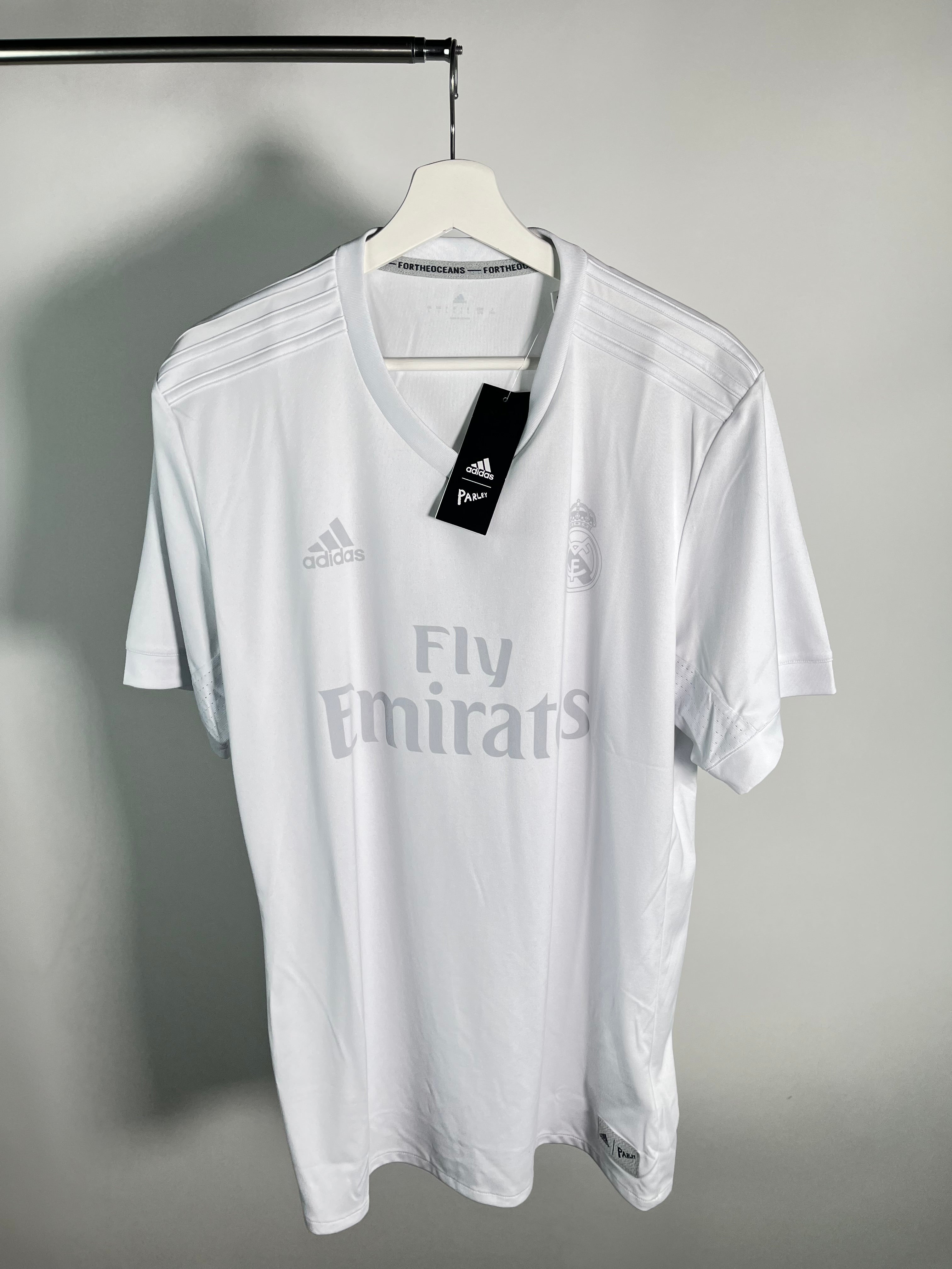 Jersey Real Madrid Especial 2016 2017 *For The Oceans Parley C/Etiquetas* (L)