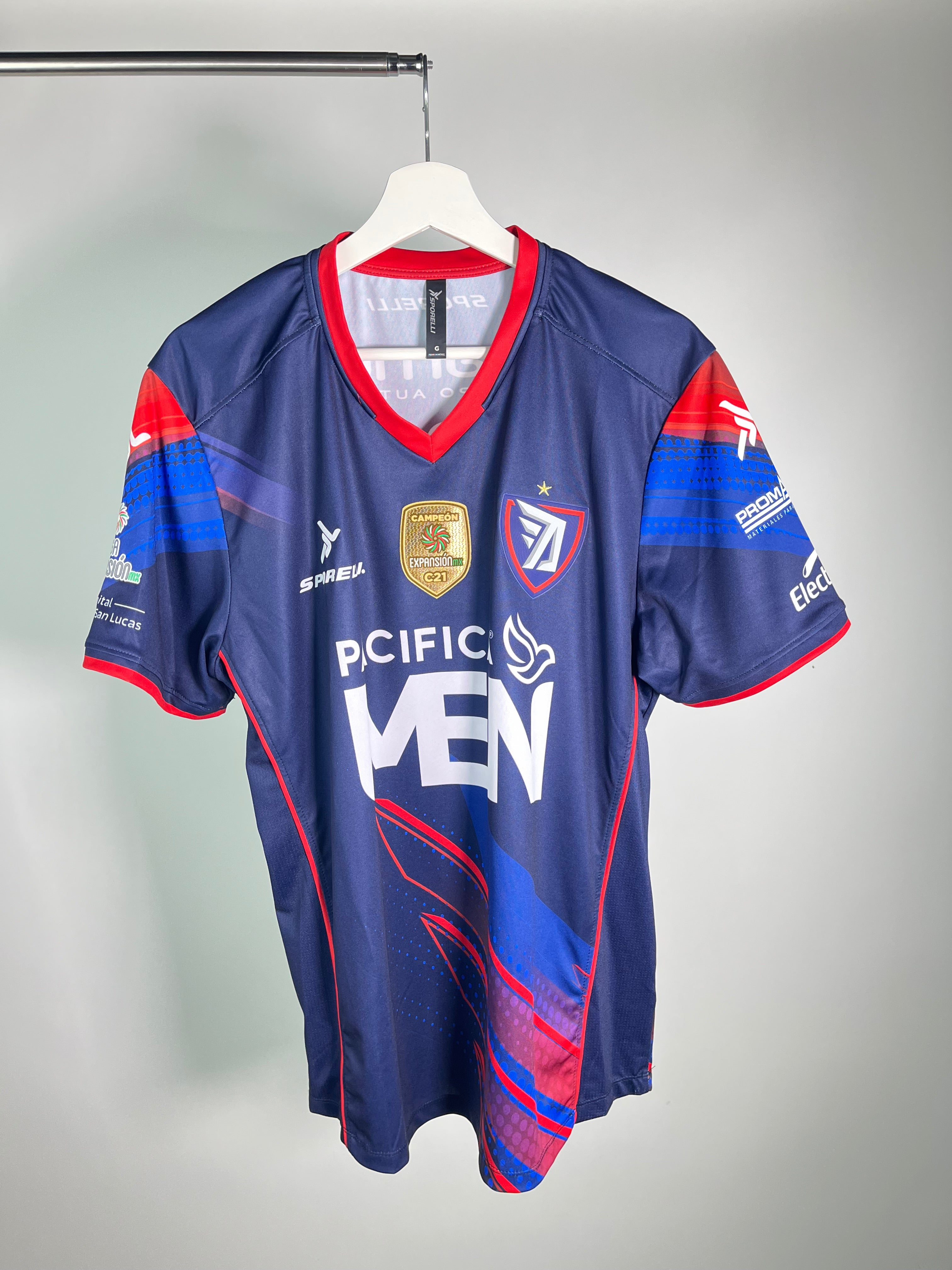 Jersey Tepatitlán Local 2021 2022 Utilería Édson Rivera (L)