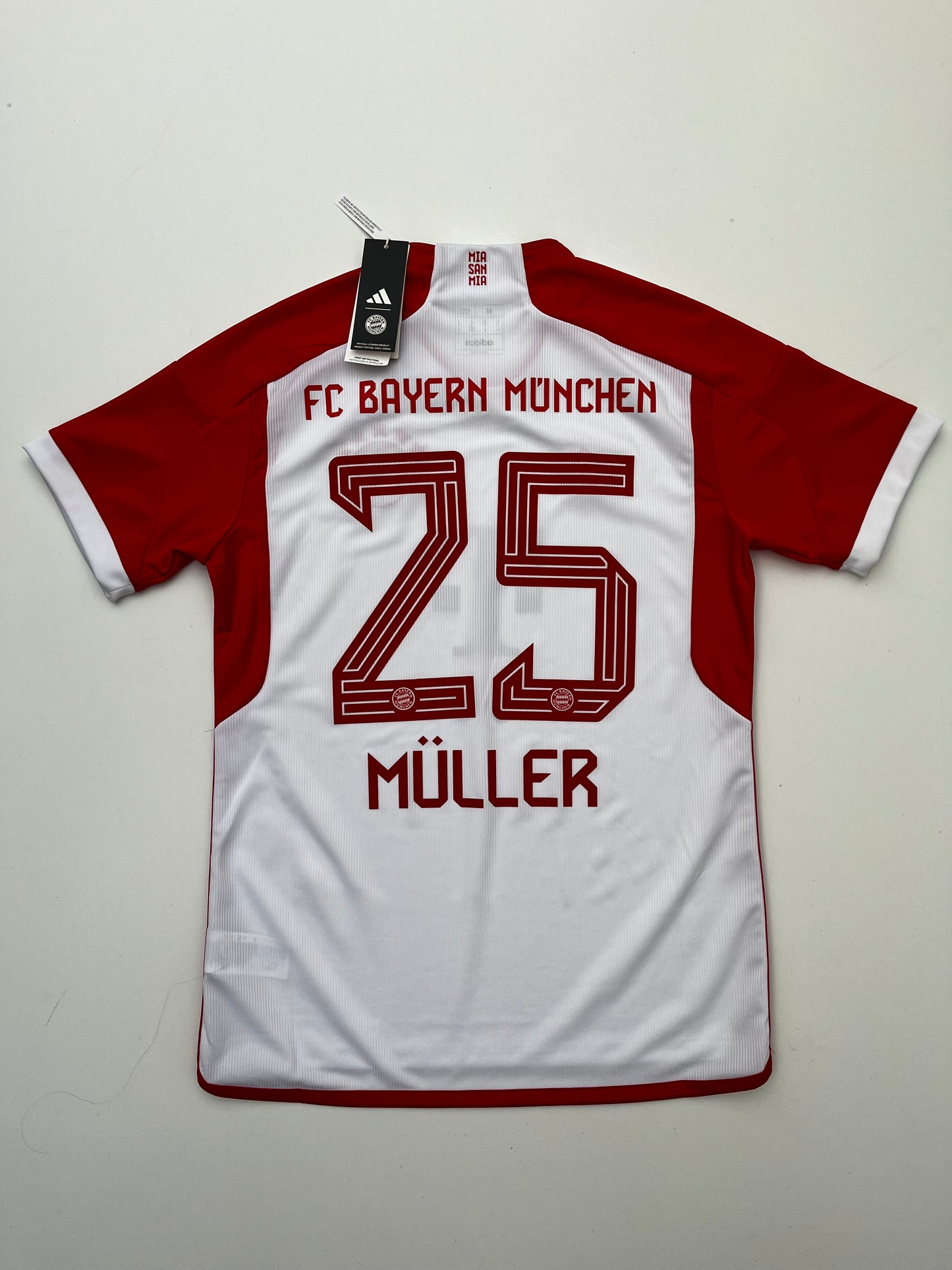 Jersey Bayern Munich Local 2023 2024 *C/Etiquetas* Thomas Müller (M)
