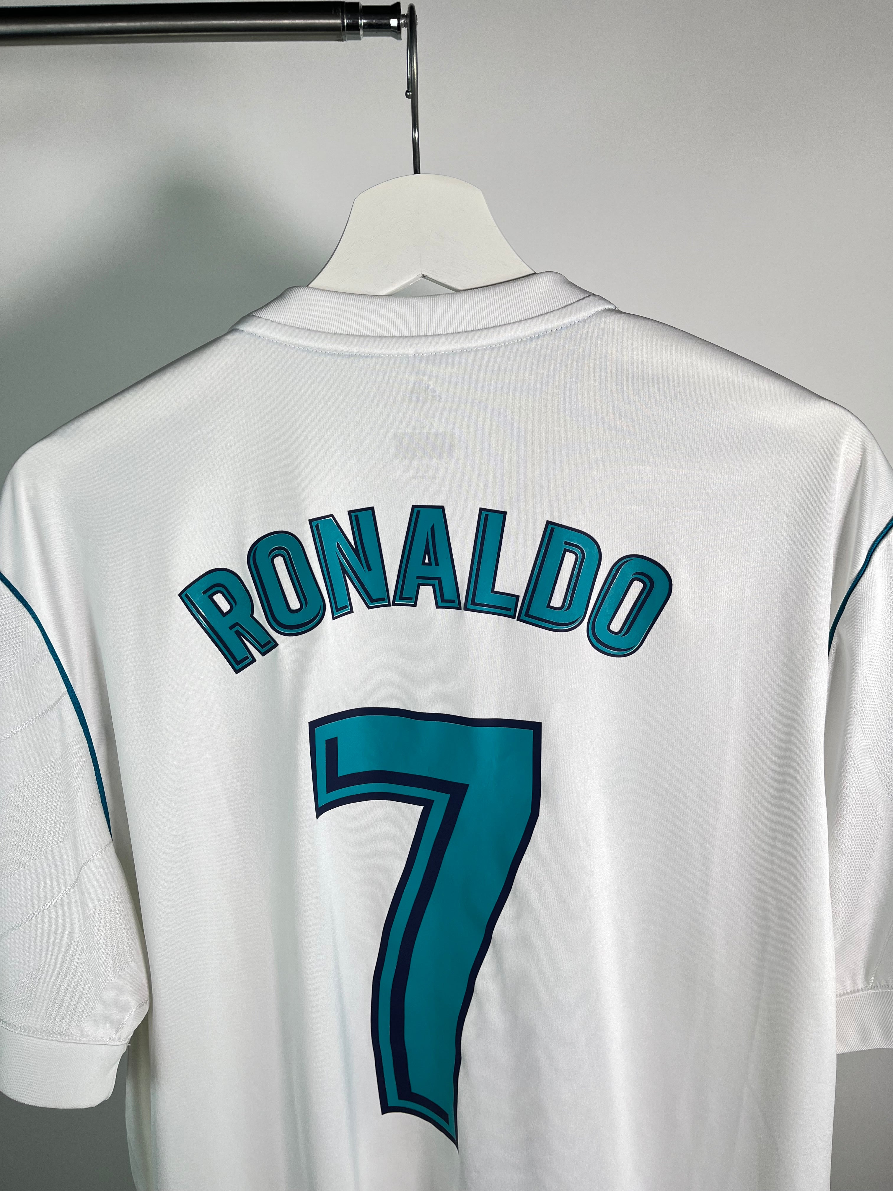 Jersey Real Madrid Local 2017 2018 Cristiano Ronaldo (XL)