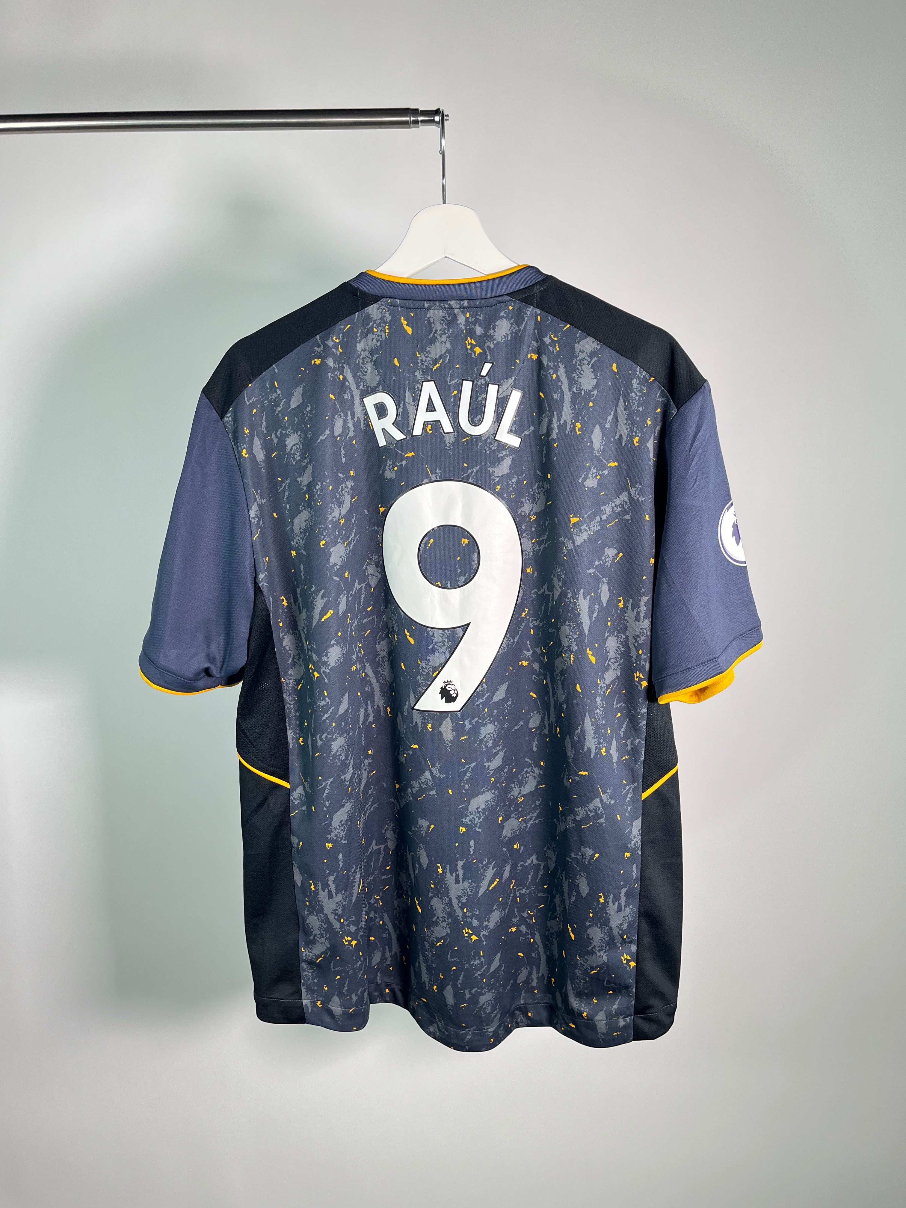 Jersey Wolverhampton Visita 2021 2022 Raúl Jiménez (XL)