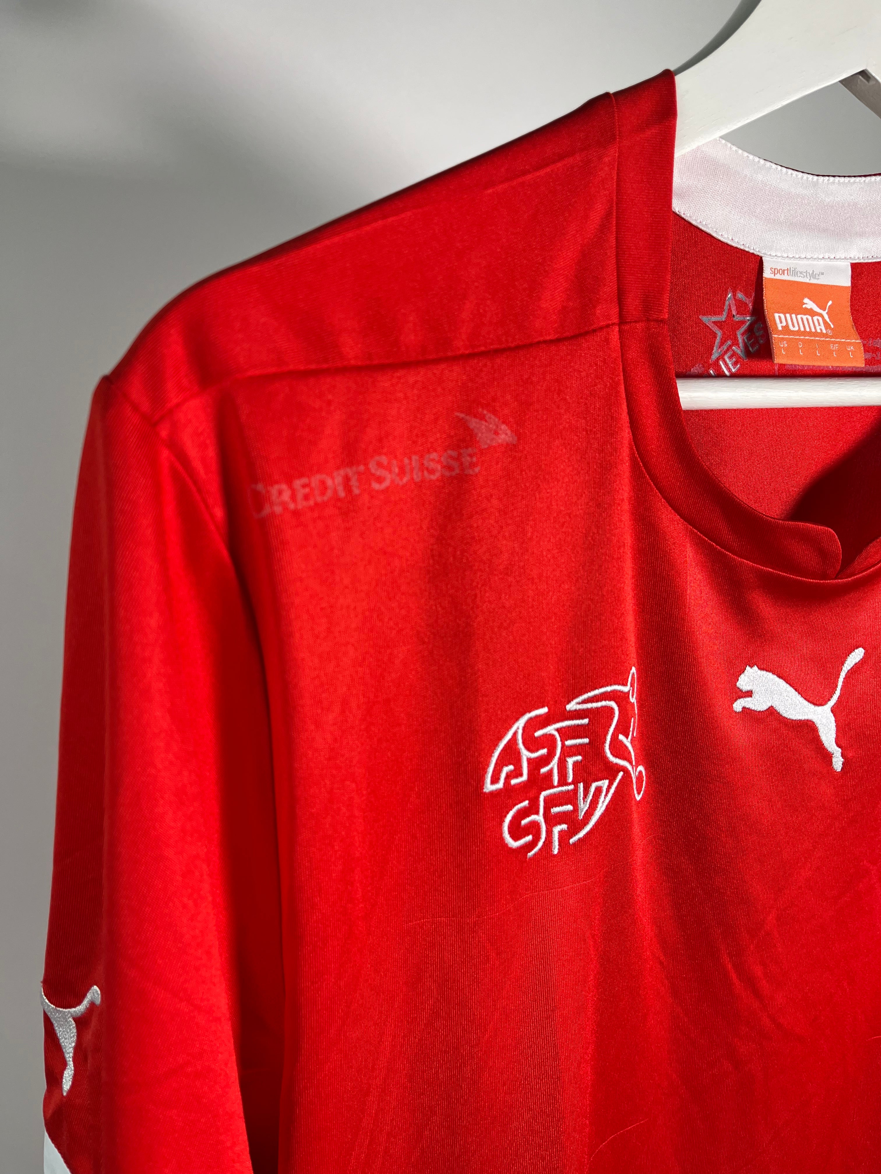 Jersey Suiza Local 2014 2016 (L)