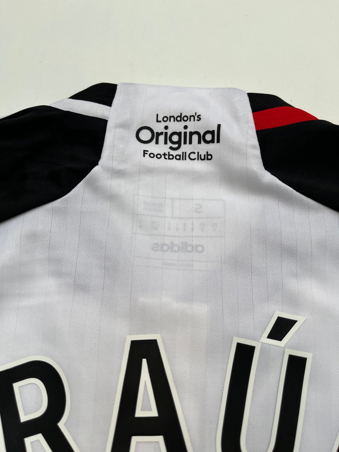 Jersey Fulham Local 2023 2024 Raúl Jiménez (S)