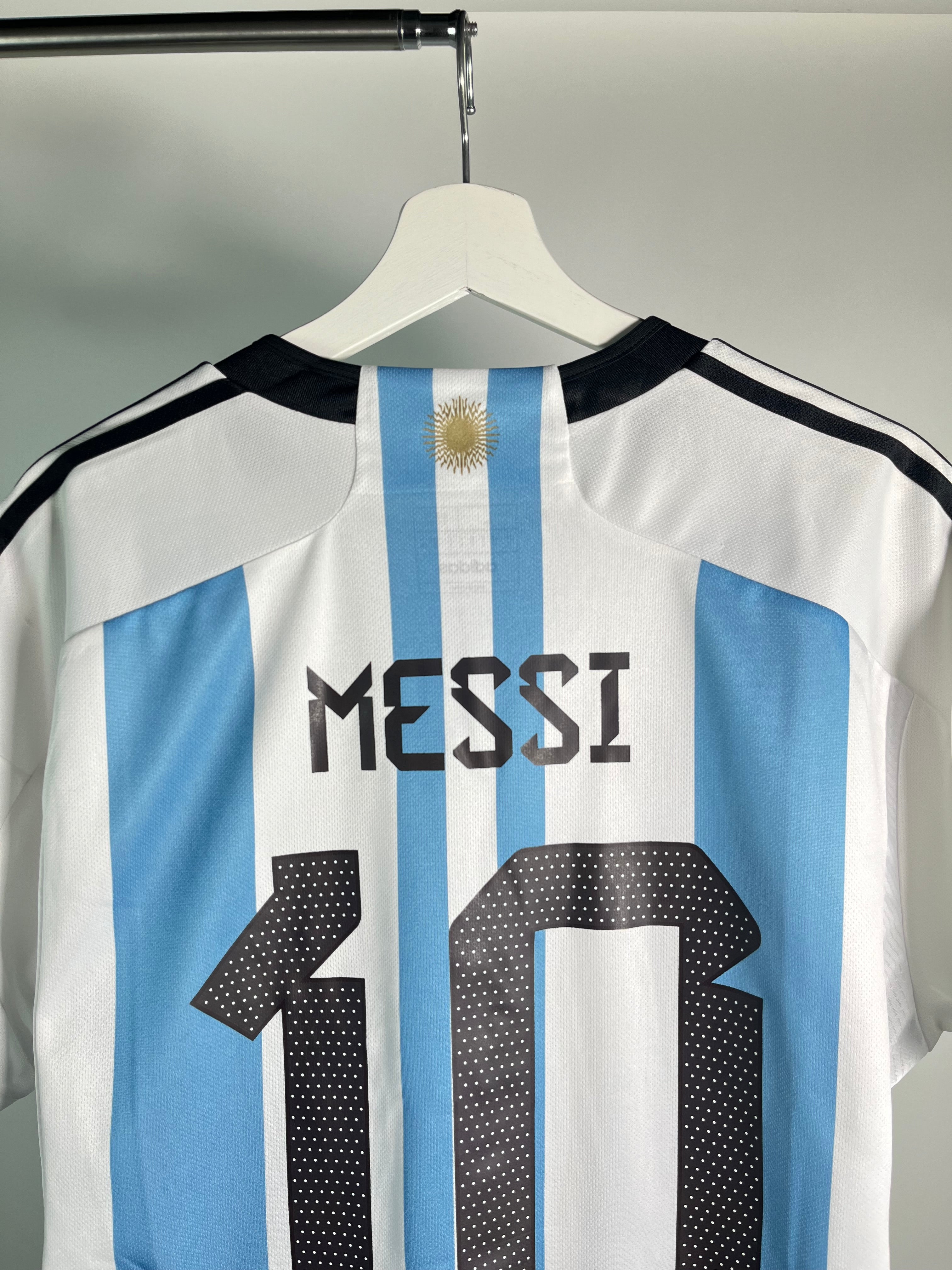 Jersey Argentina Local 2022 2024 Lionel Messi (L)