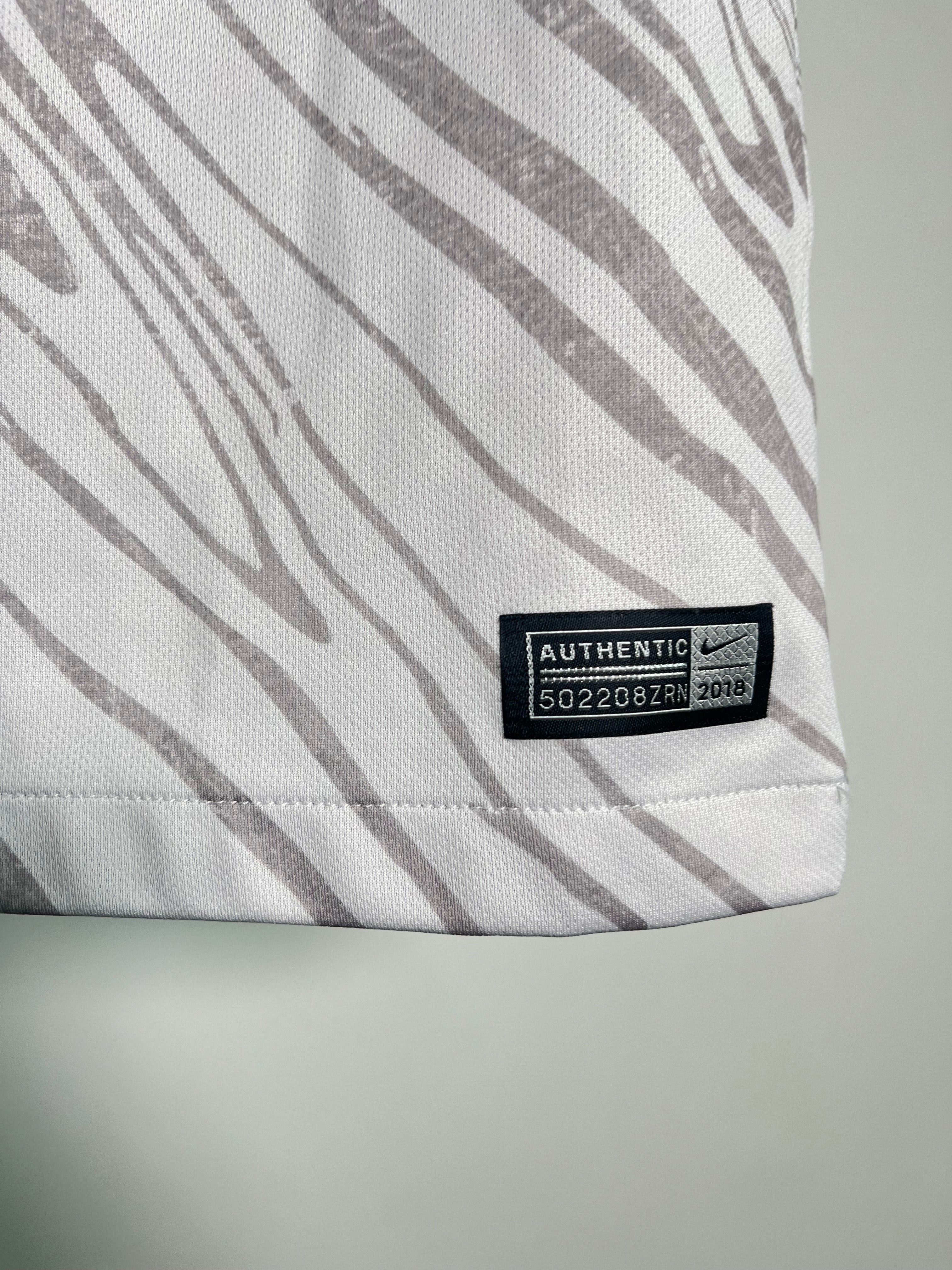 Jersey Inter de Milán Tercera 2018 2019 (L Niño)