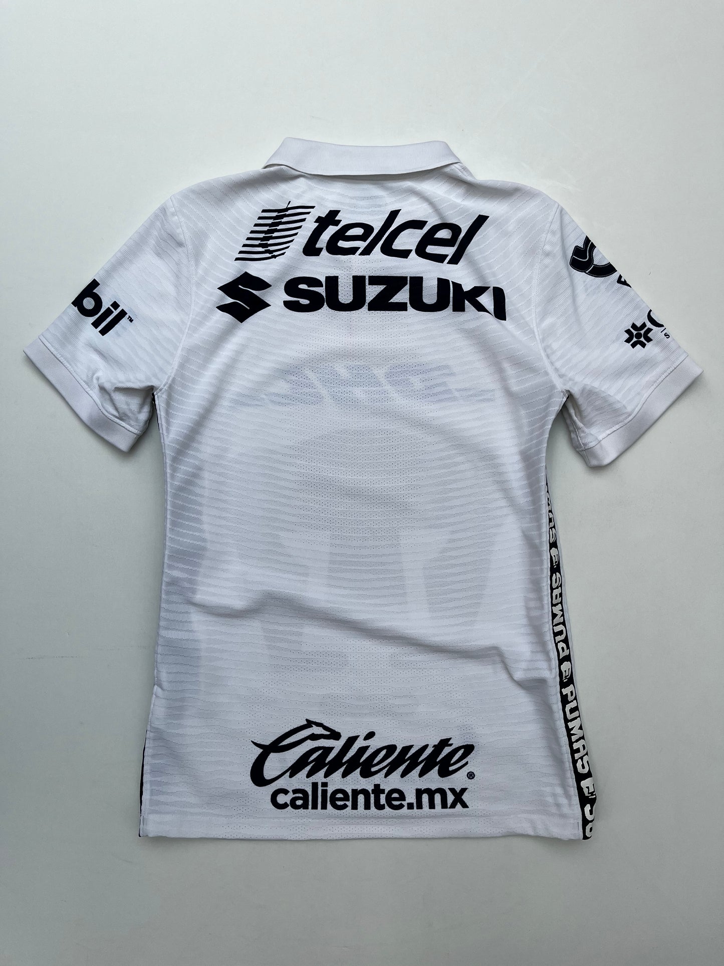 Jersey Pumas Local 2021 2022 Versión Jugador (S)