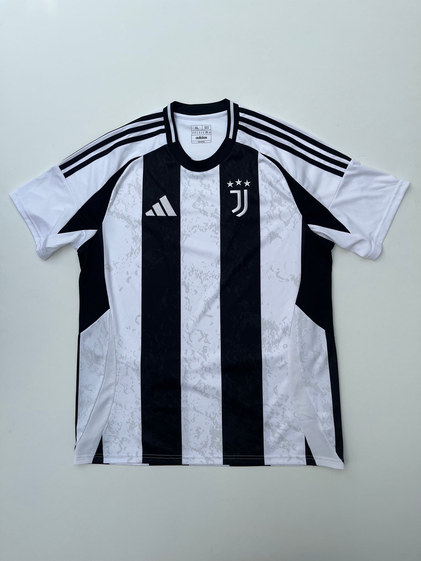 Jersey Juventus Local 2024 2025 (XL)