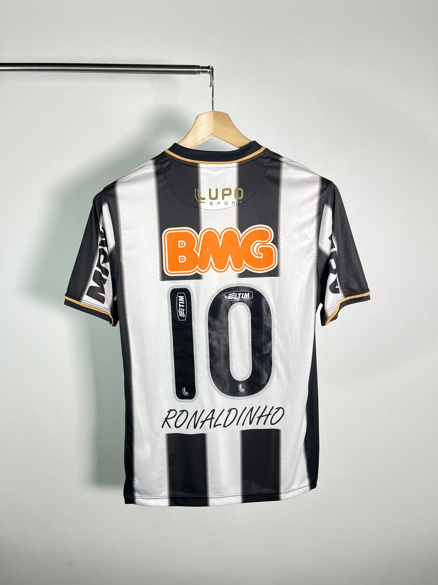 Jersey Atlético Mineiro Local 2013 2014 Ronaldinho (S)