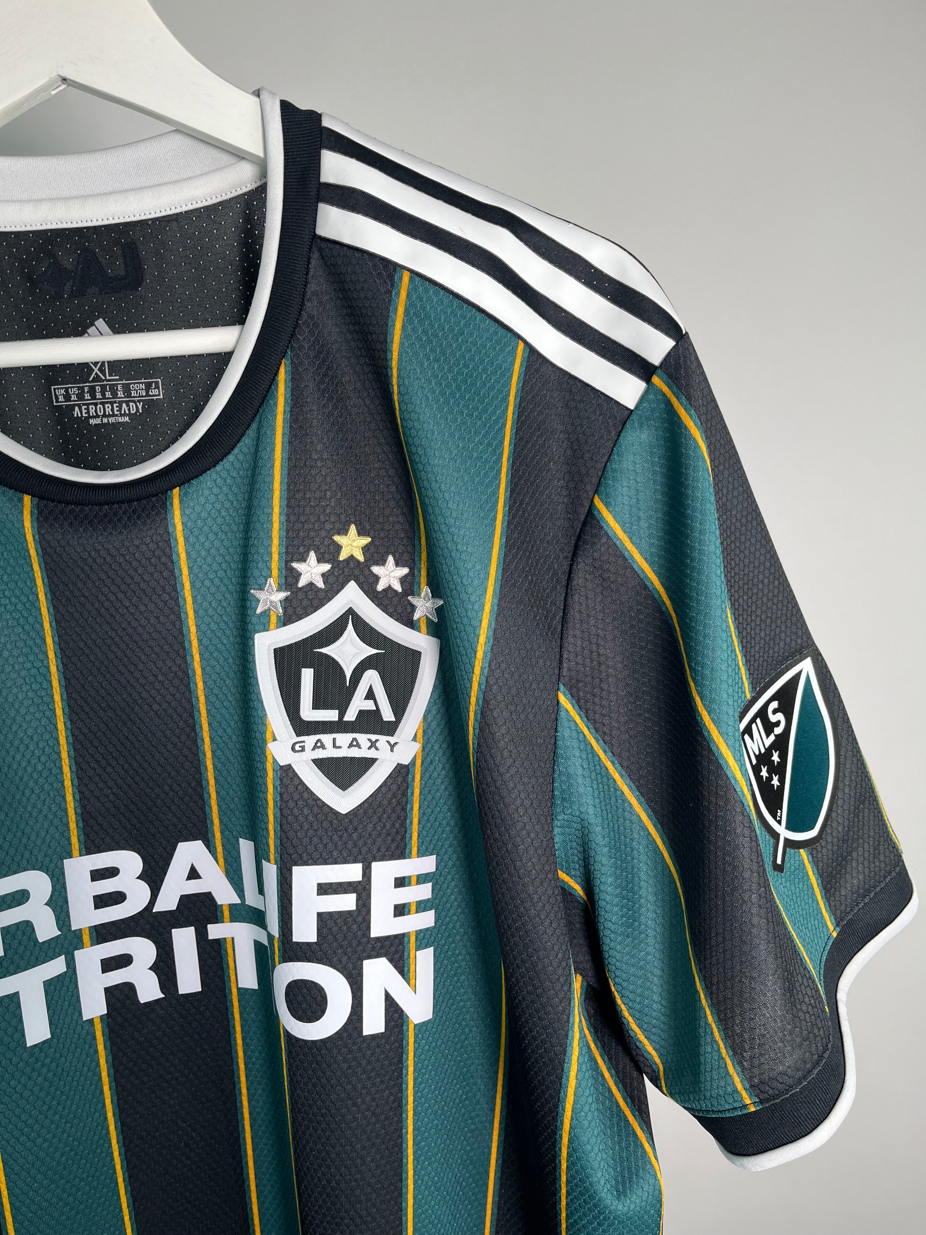 Jersey LA Galaxy Visita 2021 2022 Versión Jugador Chicharito (XL)