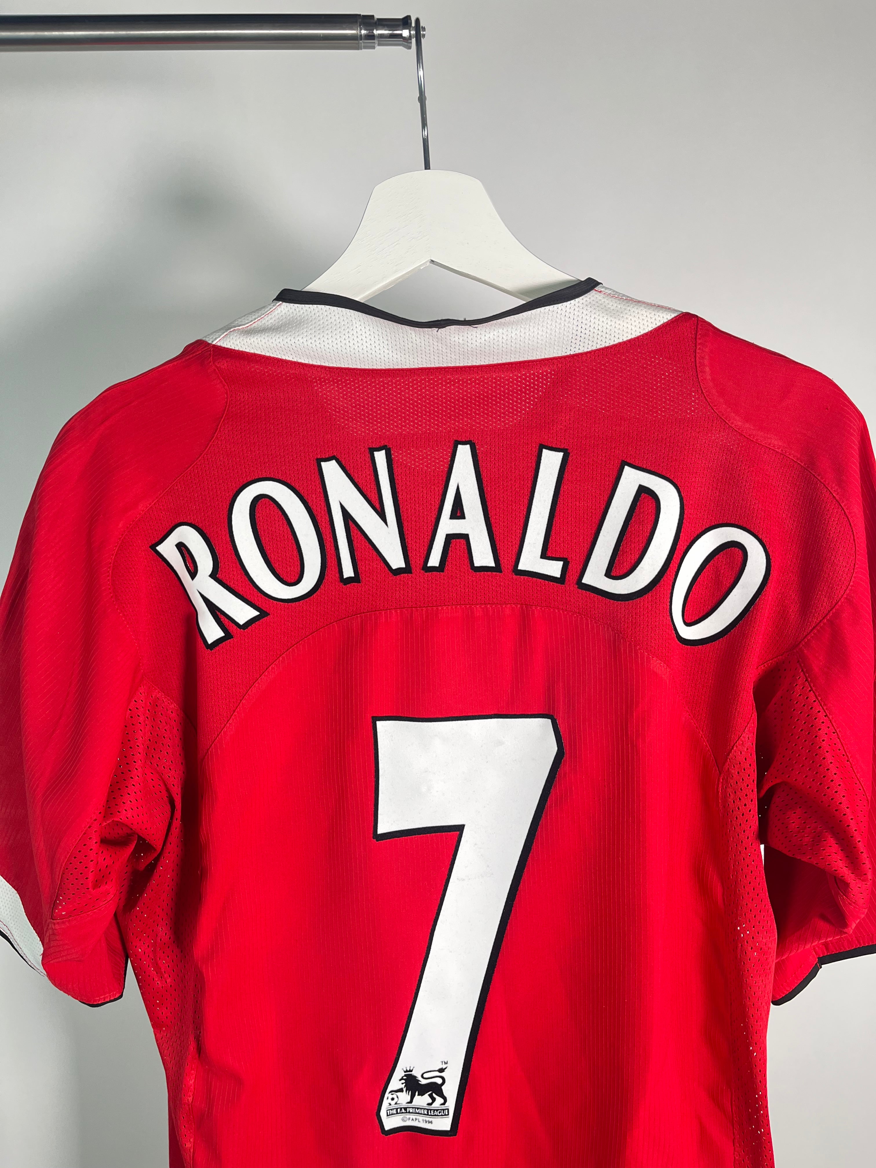 Jersey Manchester United Local 2004 2005 *Total 90* Cristiano Ronaldo (S)