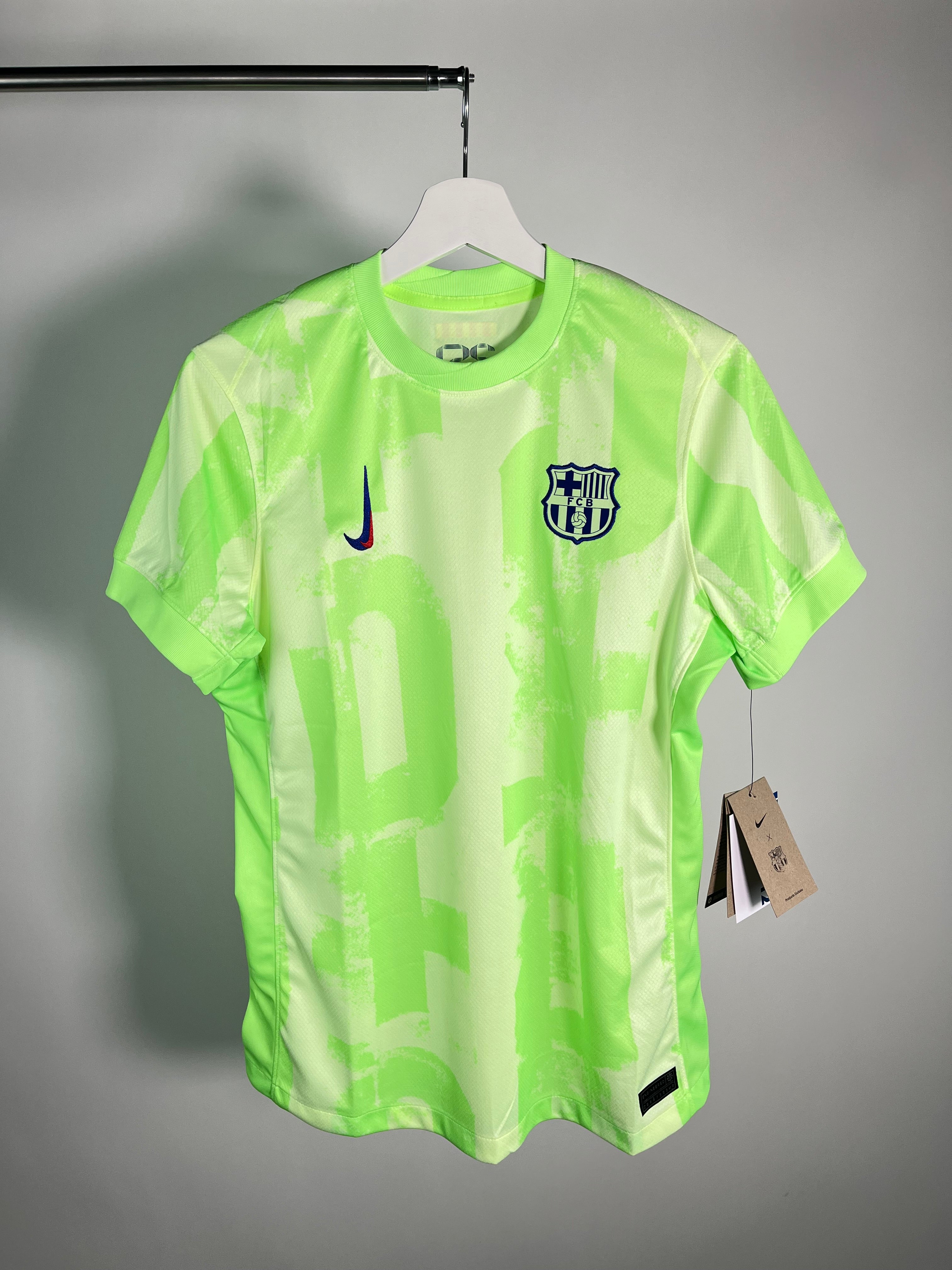 Jersey Barcelona Tercera 2024 2025 *C/Etiquetas* (M Mujer)